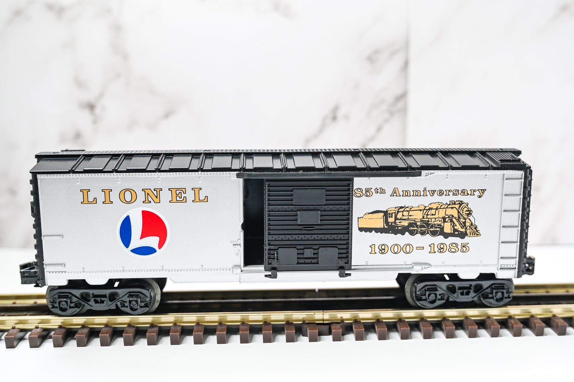 Lionel 85th Anniversary Box Car | O Scale