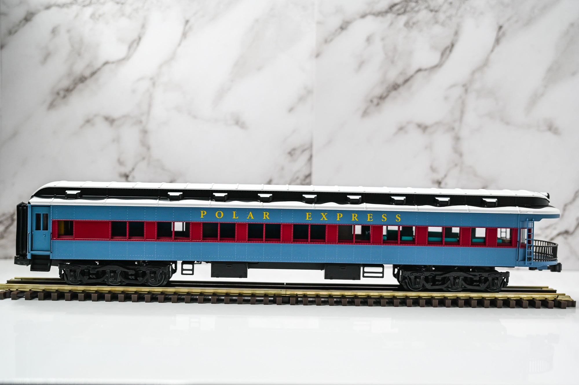 Lionel The Polar Express Observation Car White Roof | Traditional | O Scale