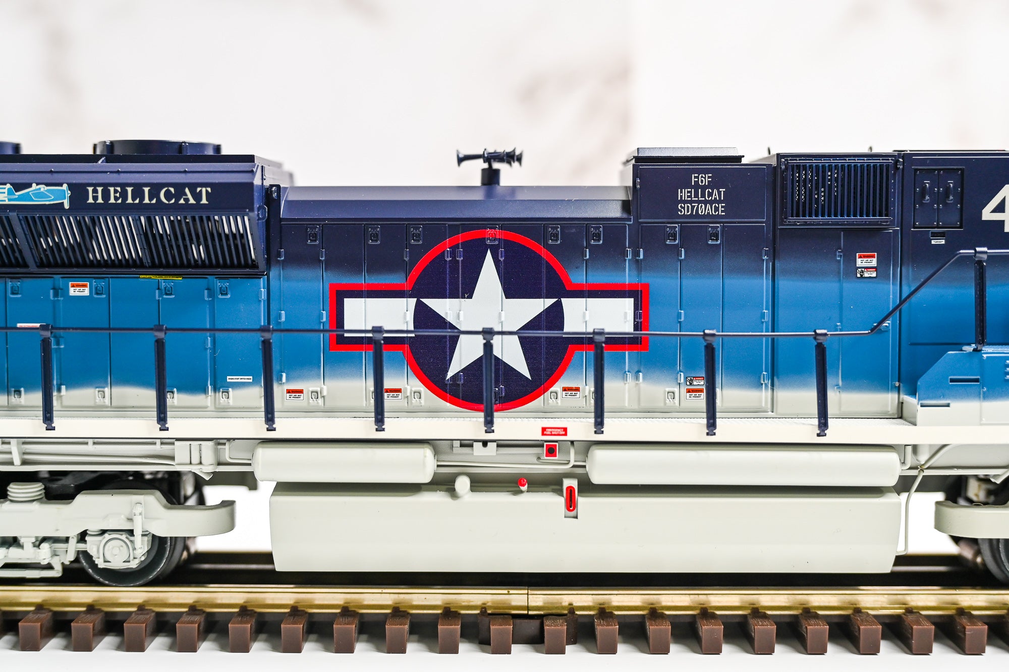 Lionel METCA F6F Hellcat Cat Mouth SD70ACe | Legacy | O Scale