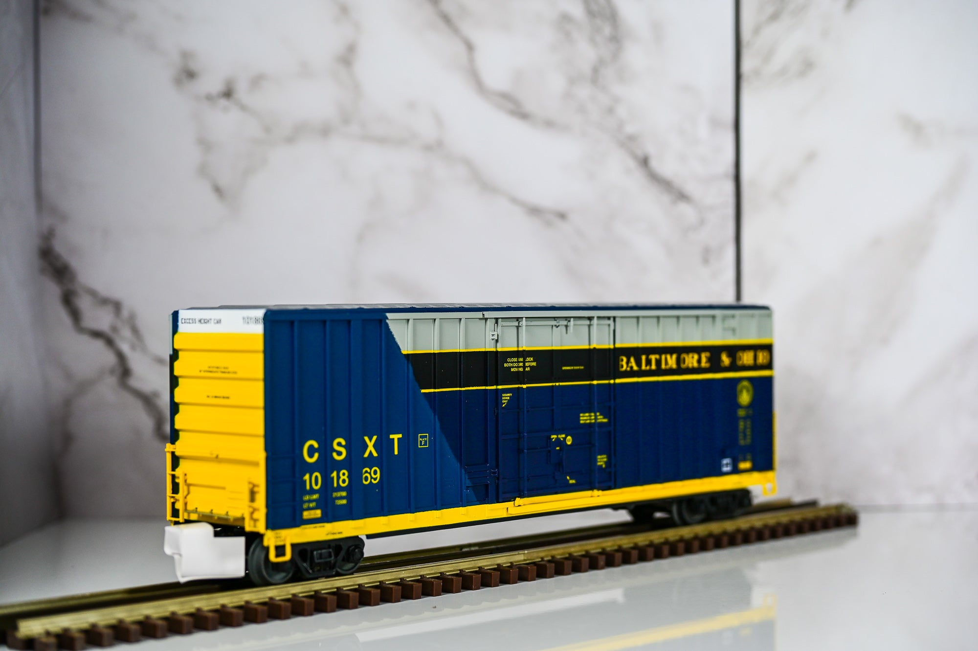 Atlas CSX Heritage Gunderson High Cube Boxcar 3-Pack | Premier | O Scale