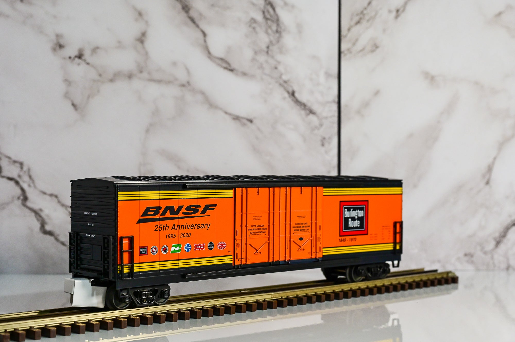 MTH BNSF Heritage 7-Pack 50β Plugged Boxcar Set | O Scale