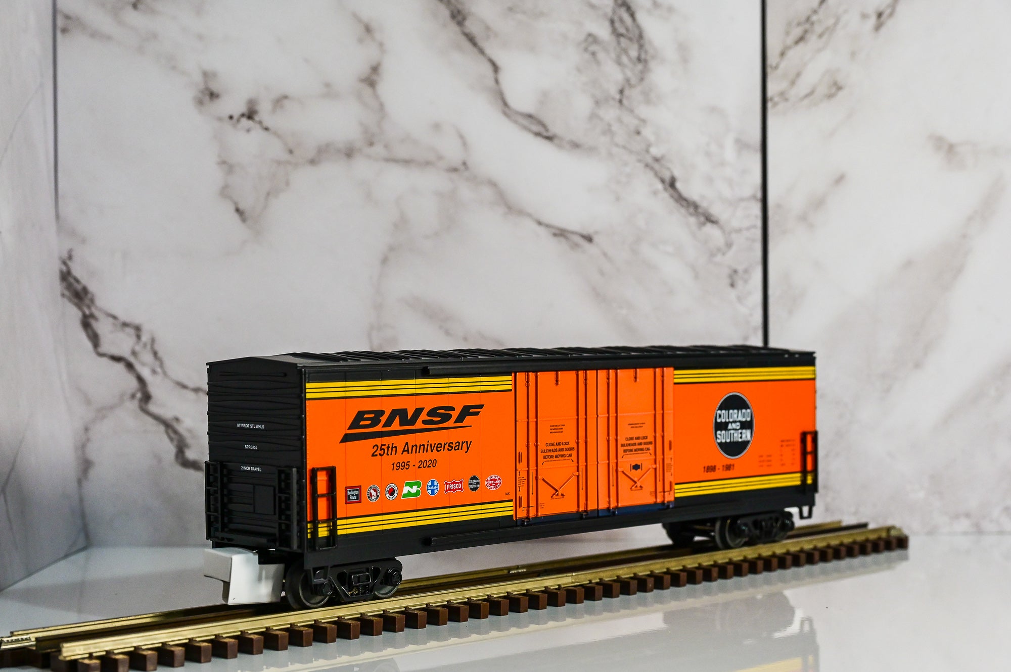 MTH BNSF Heritage 7-Pack 50β Plugged Boxcar Set | O Scale