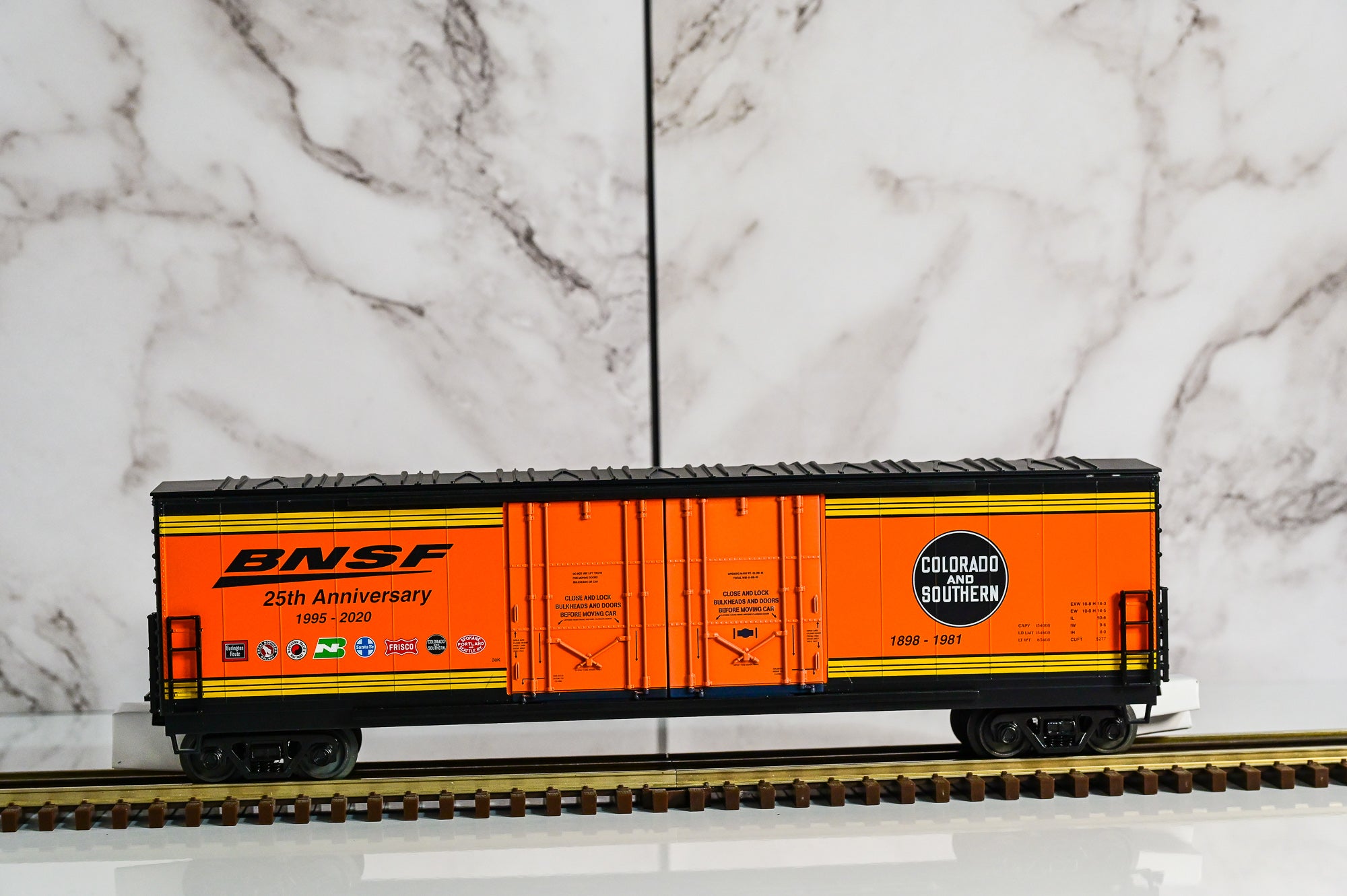 MTH BNSF Heritage 7-Pack 50β Plugged Boxcar Set | O Scale
