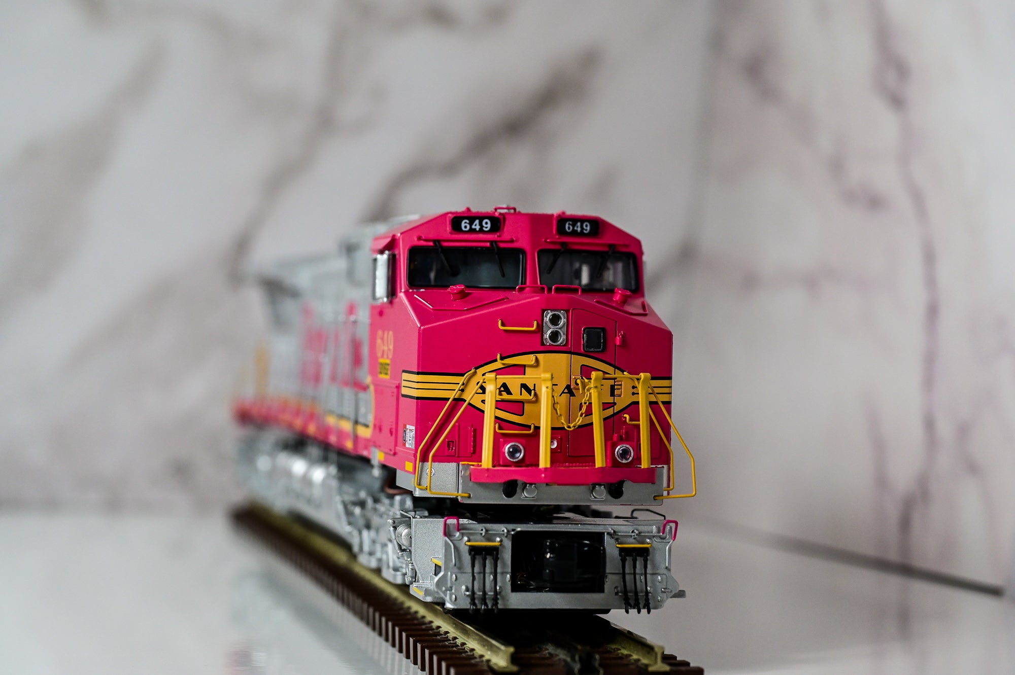 Atlas BNSF C44-9W Diesel Locomotive #649 | Premier | O Scale