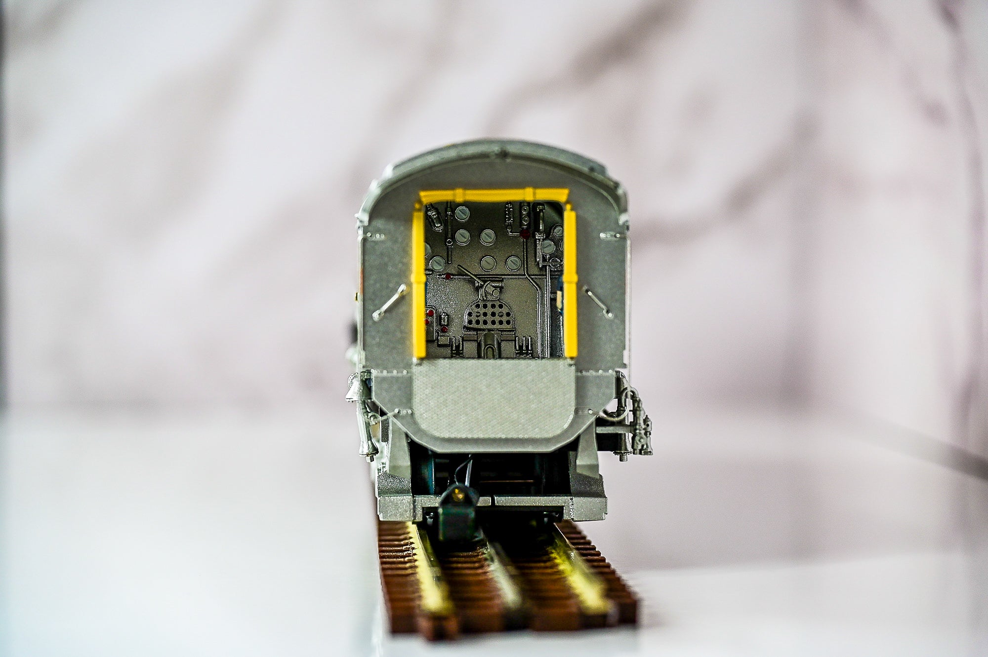 Lionel "The Chessie" Greenbrier Steam Locomotive #612 | Legacy | O Scale