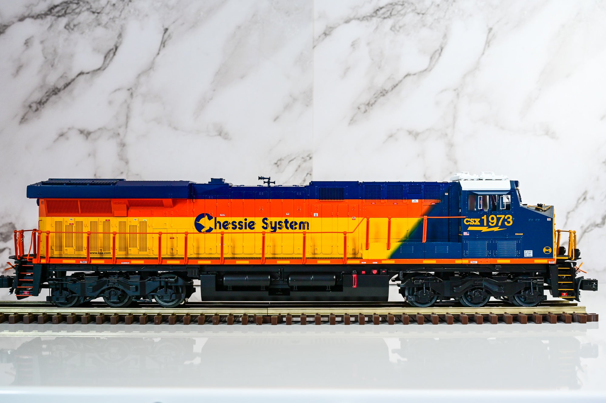 Lionel CSX ES44AC #1973 | Legacy | O Scale