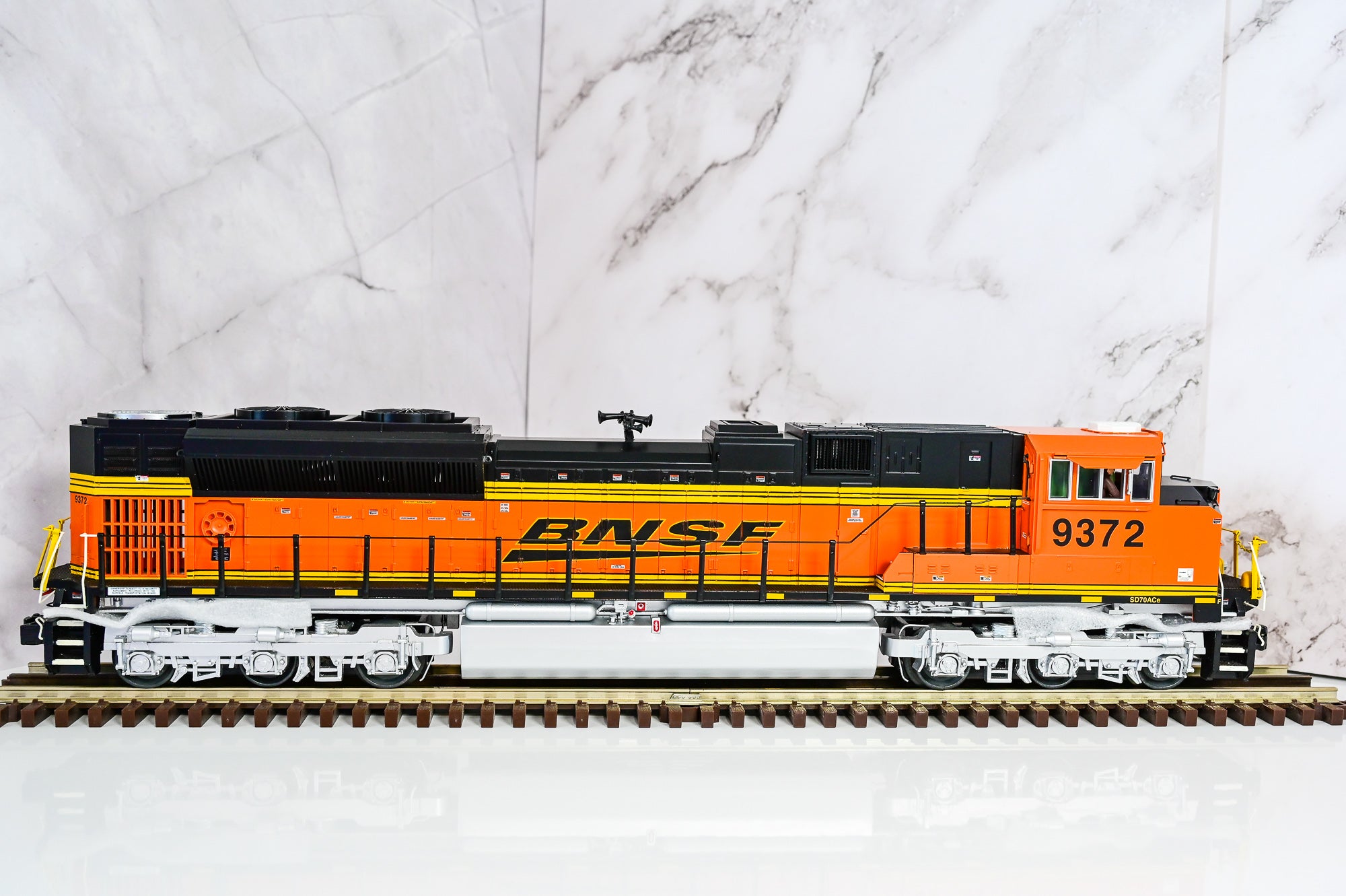 MTH BNSF SD70ACe #9372 | Premier | O Scale