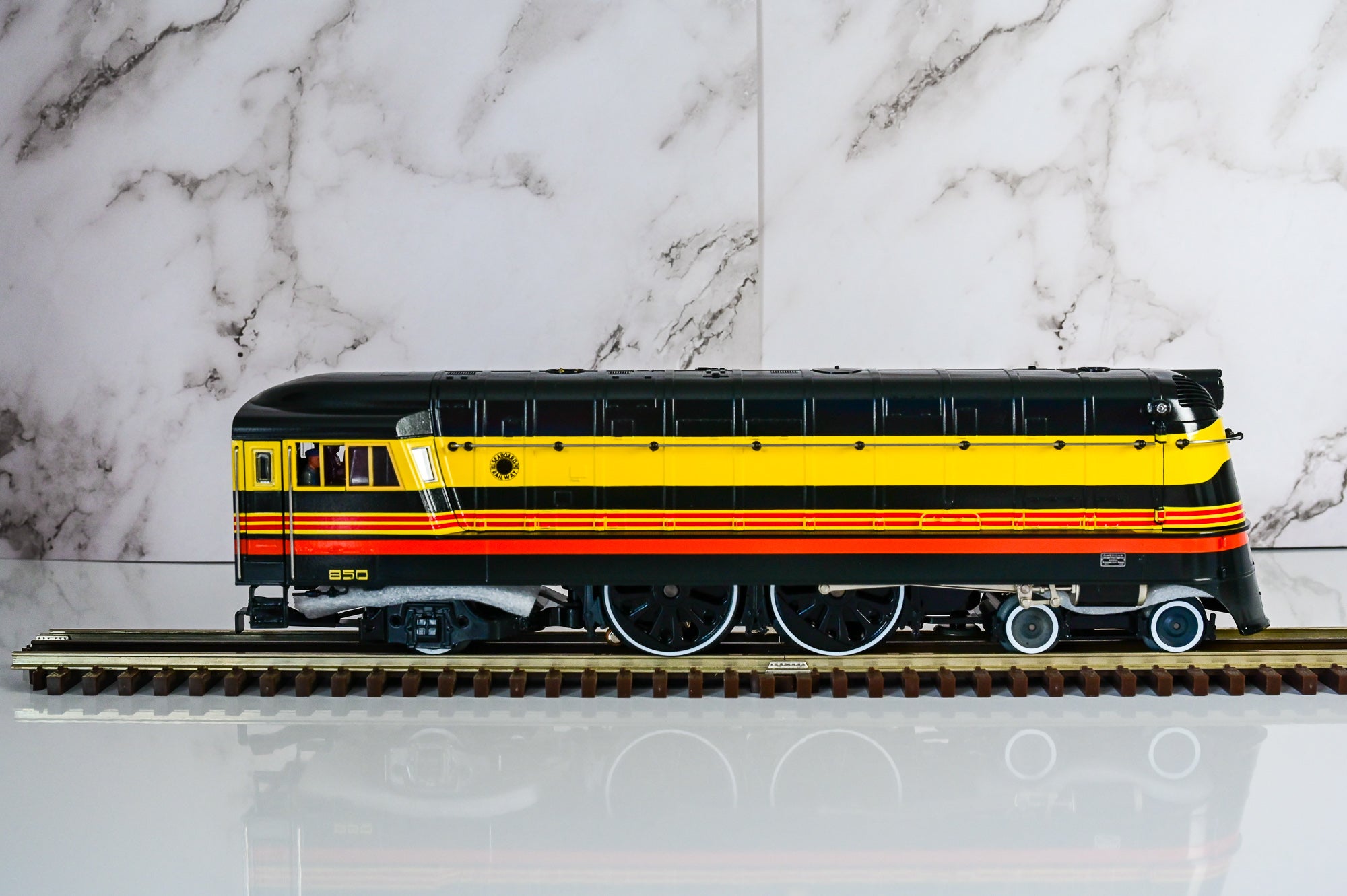 Lionel Seaboard LEGACY 4-4-2 #850 | LEGACY | O Scale