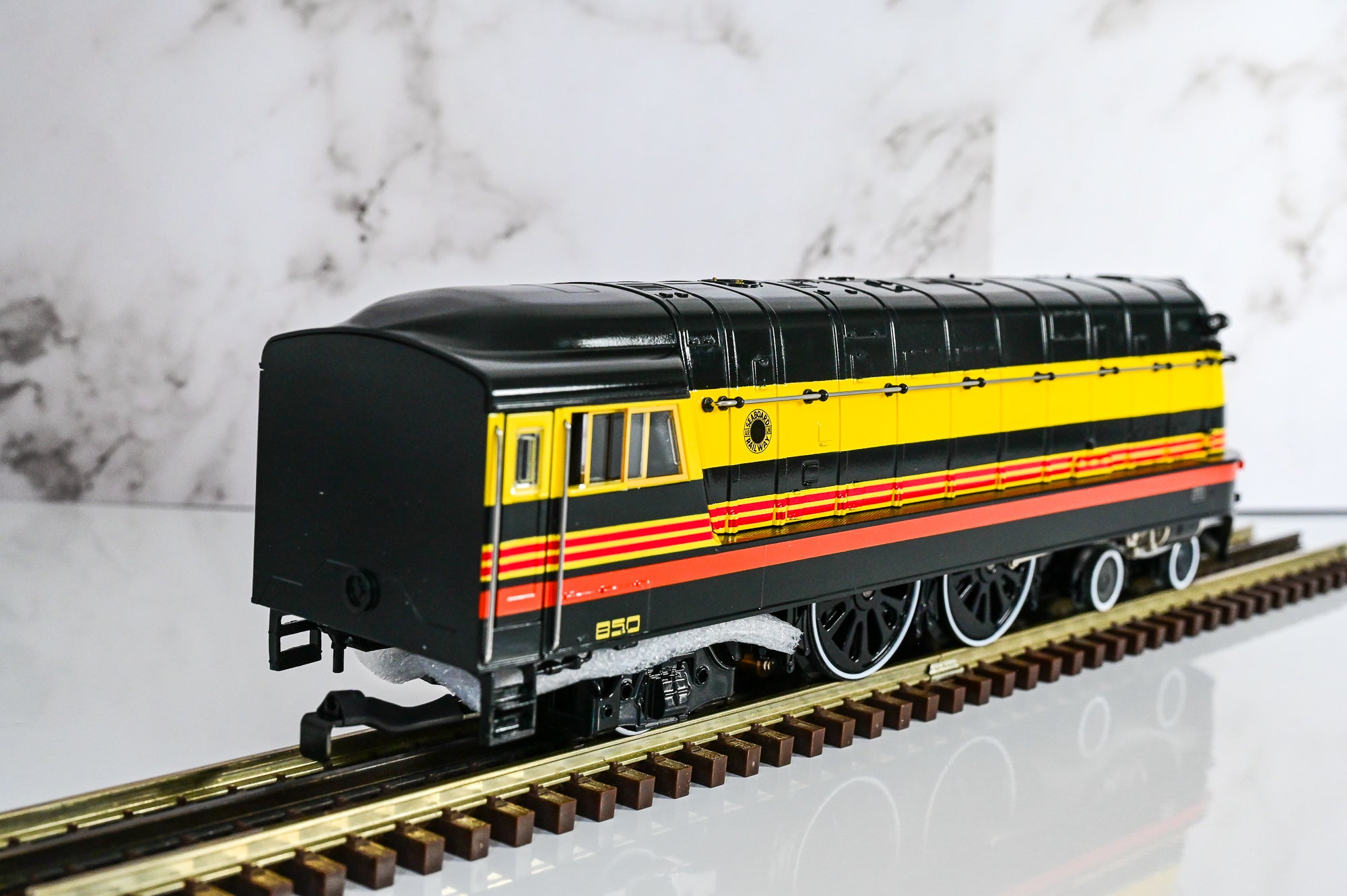 Lionel Seaboard LEGACY 4-4-2 #850 | LEGACY | O Scale