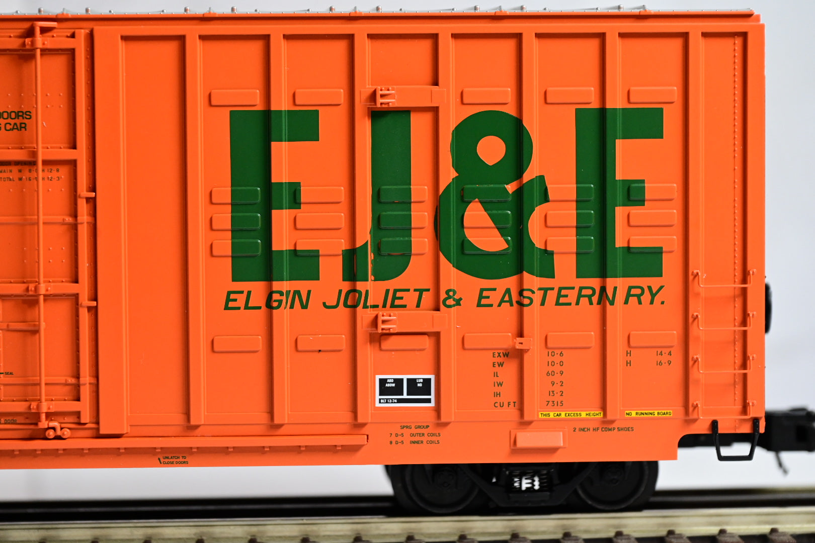 Atlas Elgin Joliet & Eastern Berwick 60’ Hy-Cube Box Car #95620 | Premier | O Scale