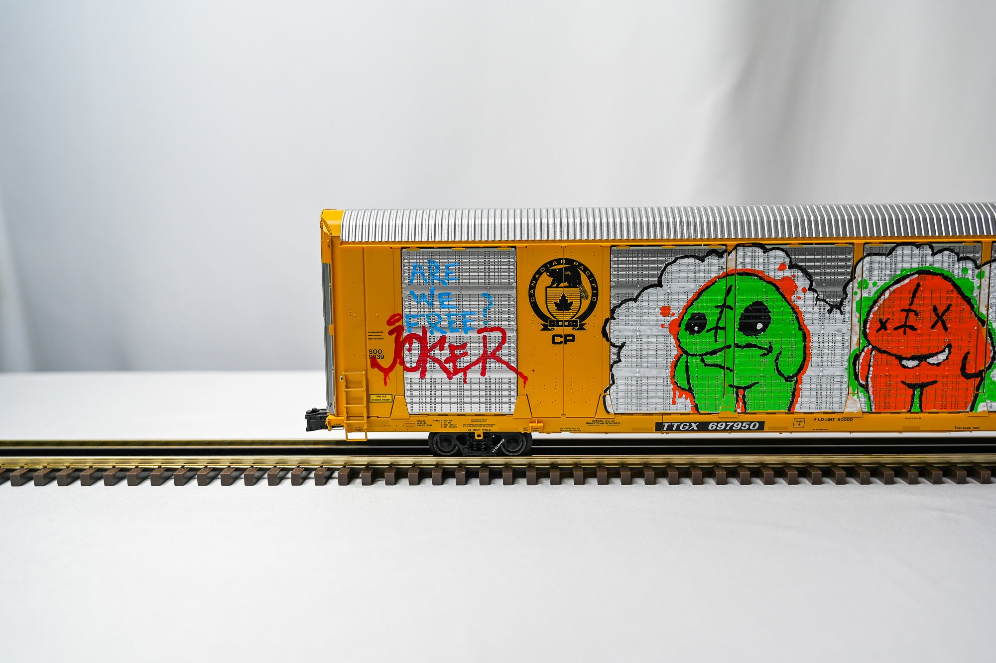 Custom Graffiti Atlas Gunderson Multi‑Max Auto Rack | Dual Side Graffiti| O Scale