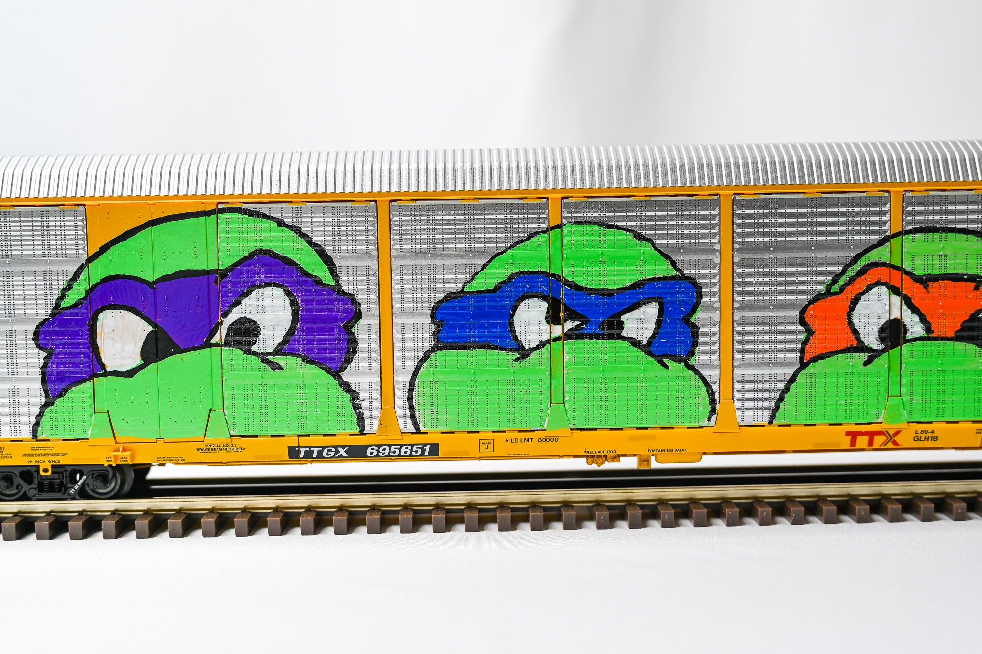 Custom Graffiti Atlas Gunderson Multi‑Max Auto Rack | Ninja Turtles | O Scale