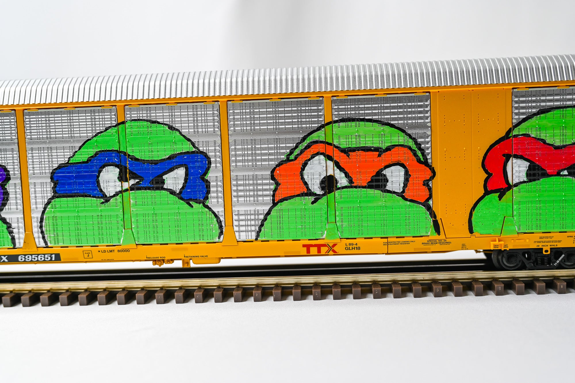 Custom Graffiti Atlas Gunderson Multi‑Max Auto Rack | Ninja Turtles | O Scale