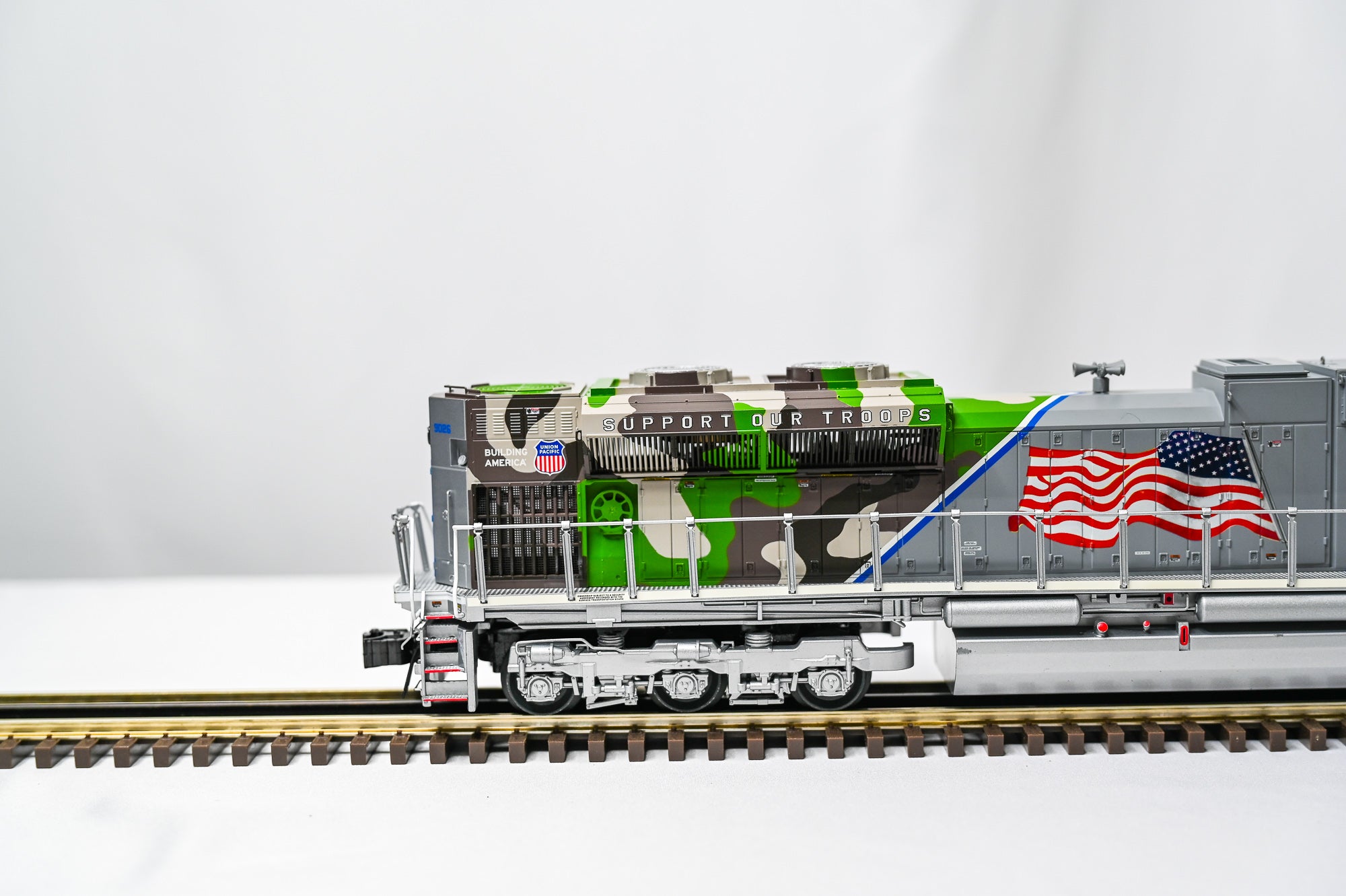 Lionel METCA Spirit of Union Pacific Diesel Engine 9026 | O Scale