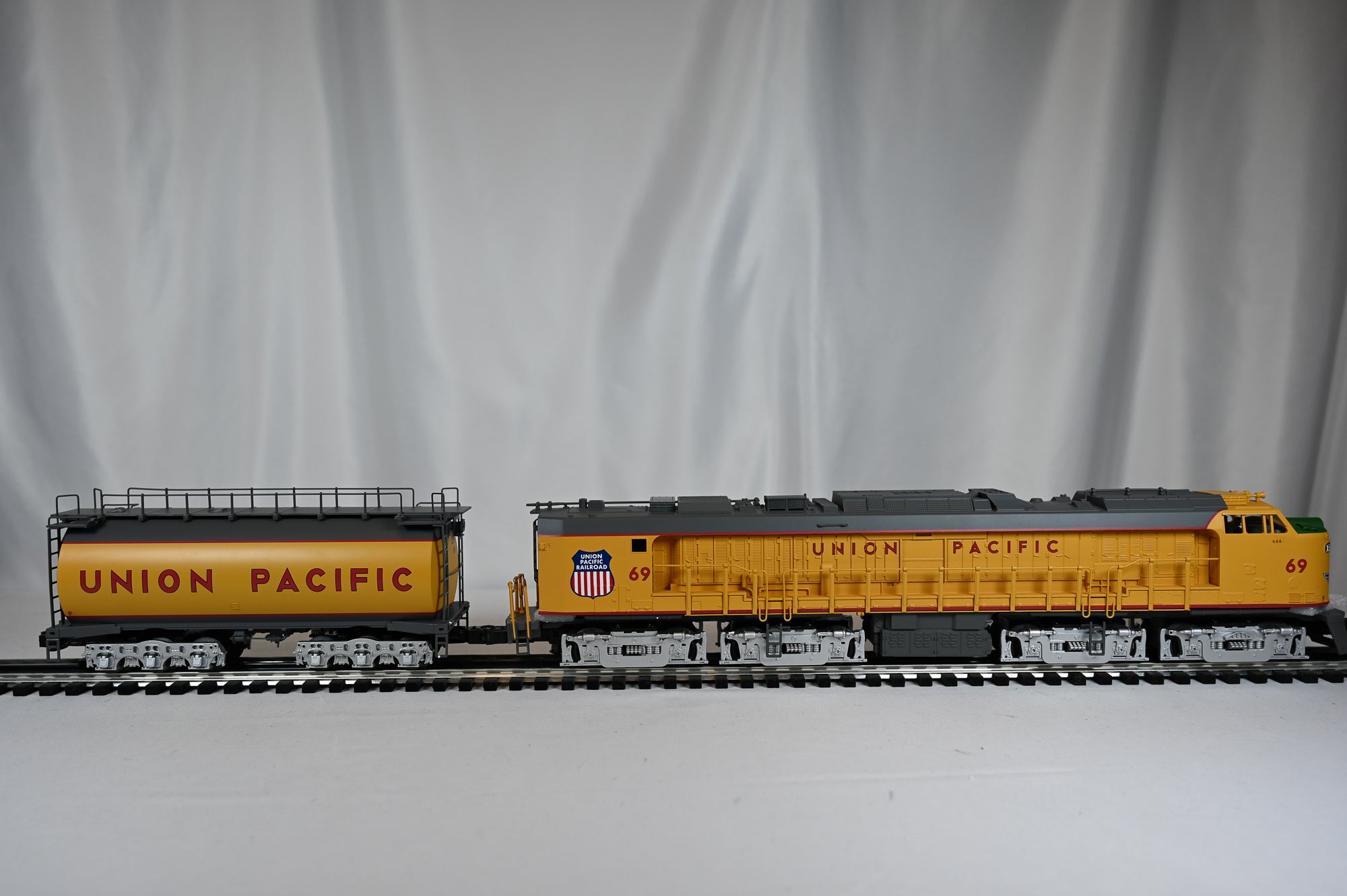 Lionel Union Pacific Veranda Turbine #69 | LEGACY | O Scale
