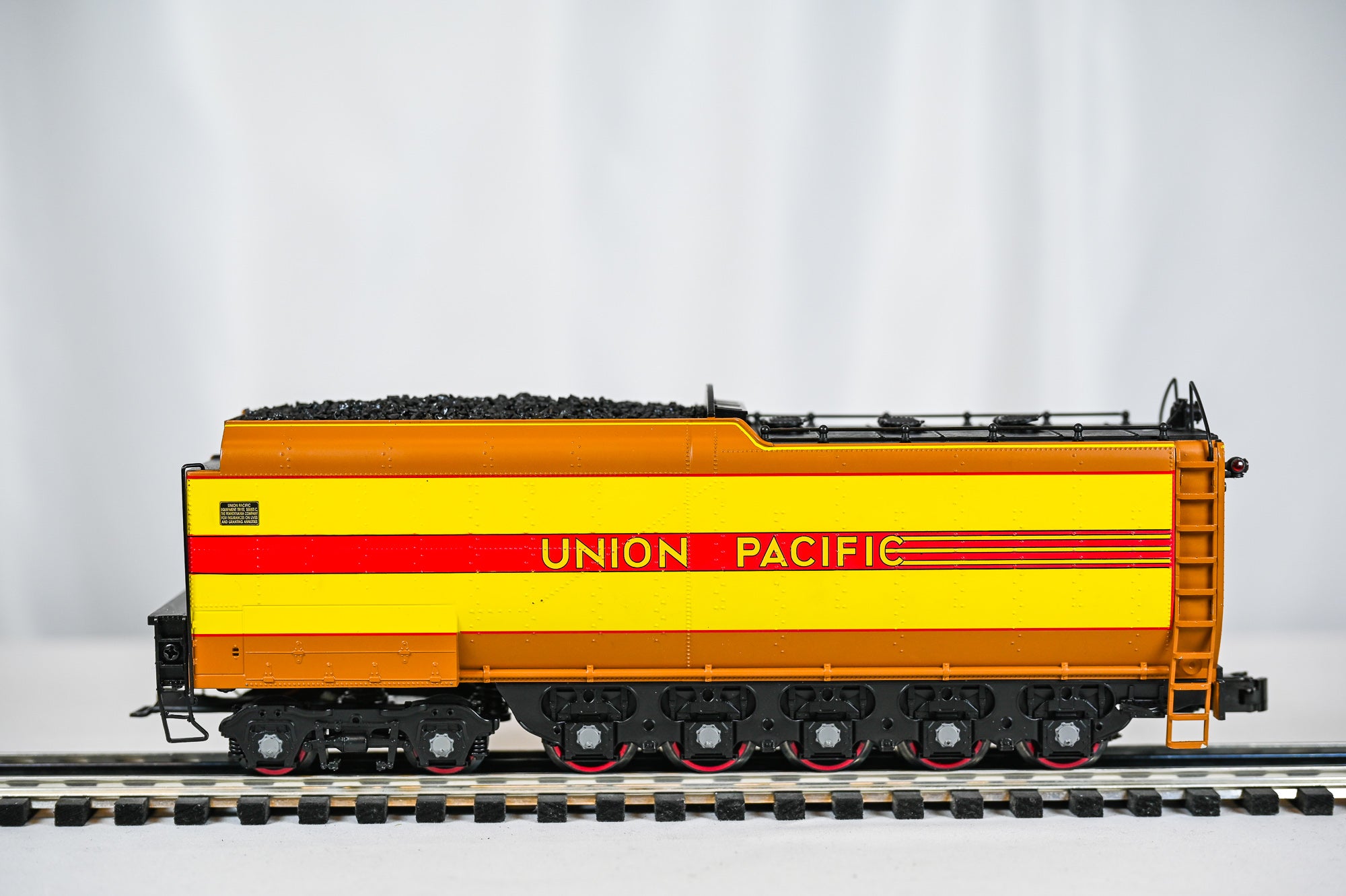 Lionel Union Pacific Challenger #3949 | Vision Line | O Scale