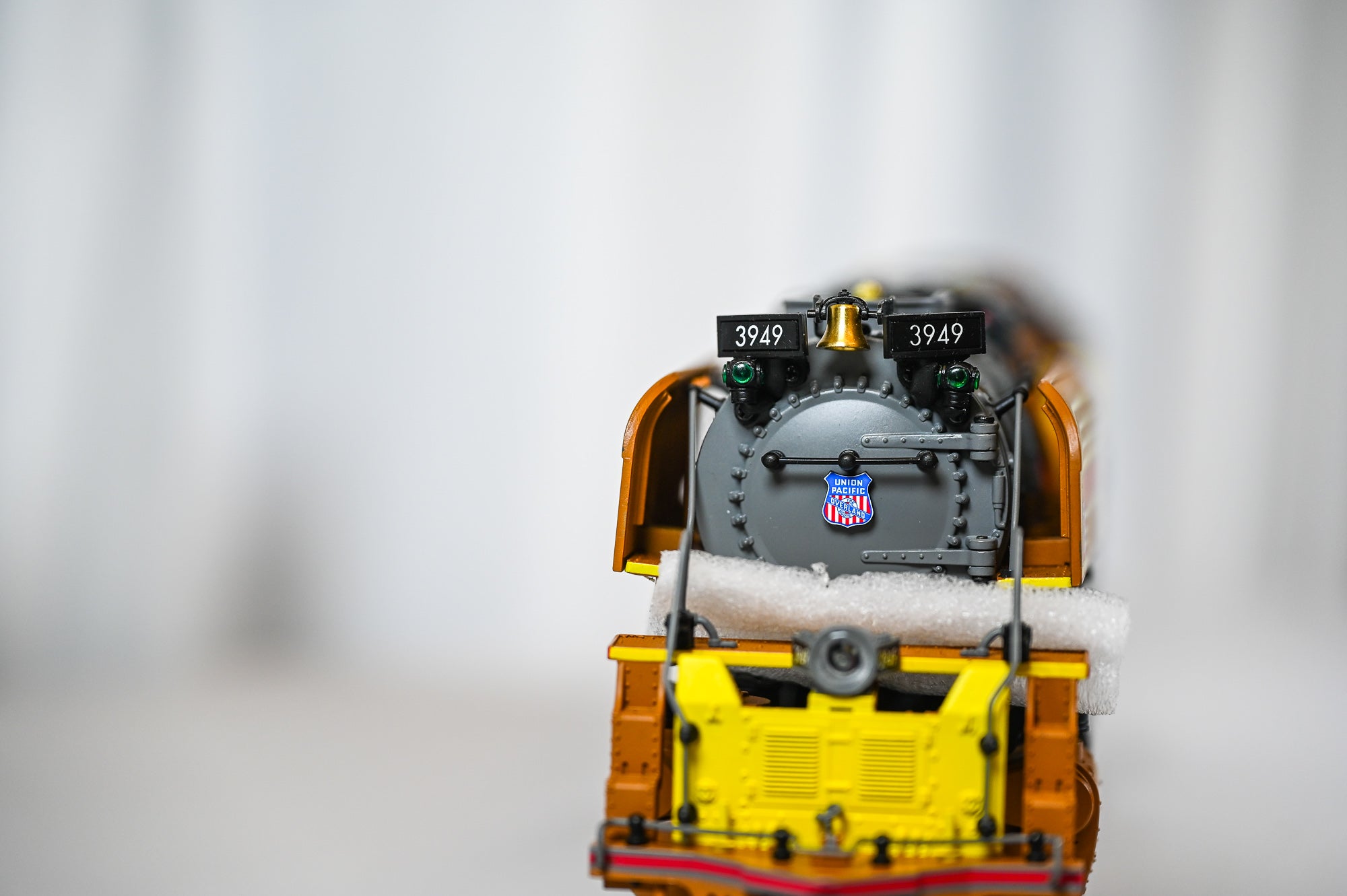 Lionel Union Pacific Challenger #3949 | Vision Line | O Scale
