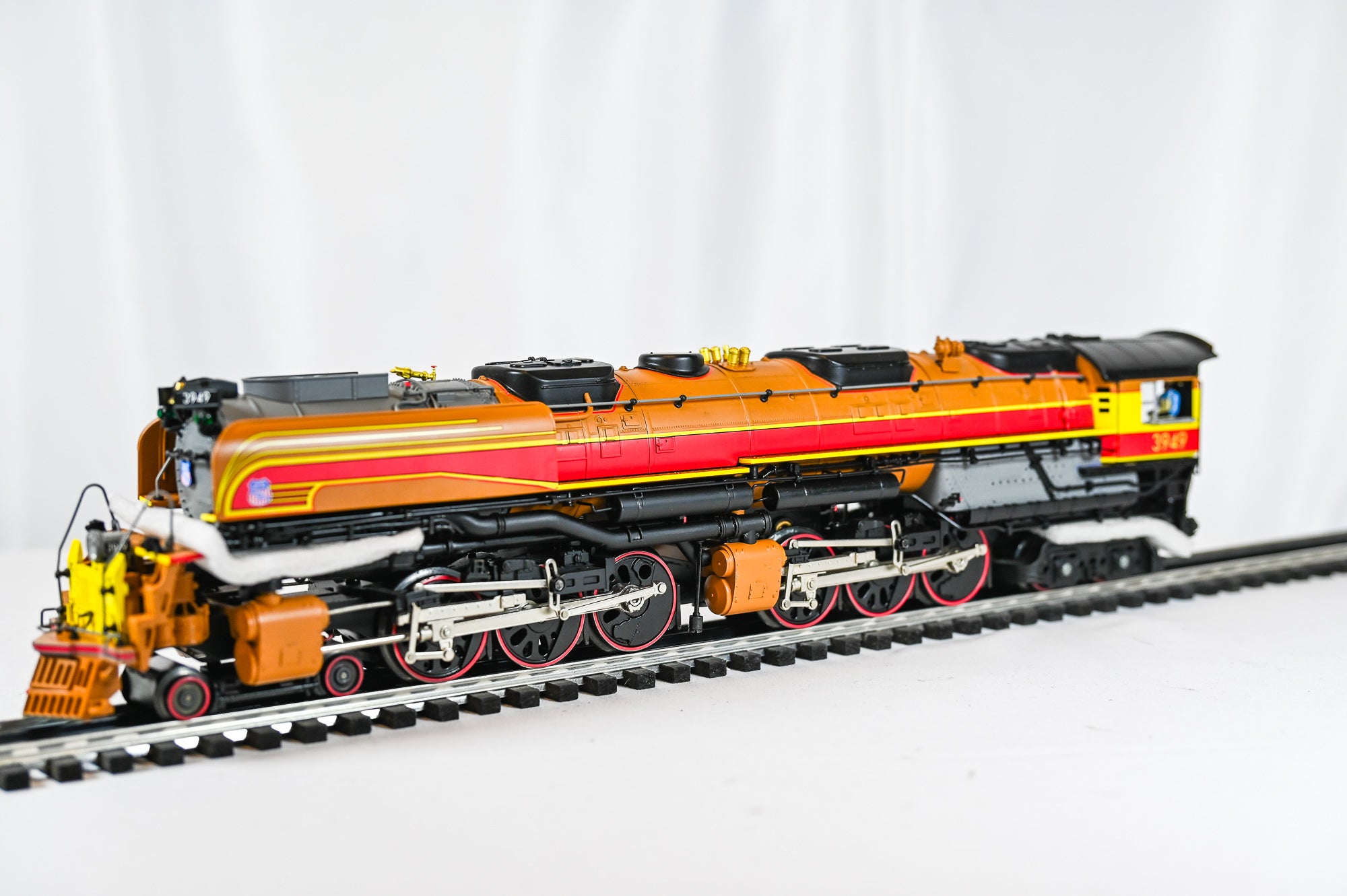Lionel Union Pacific Challenger #3949 | Vision Line | O Scale