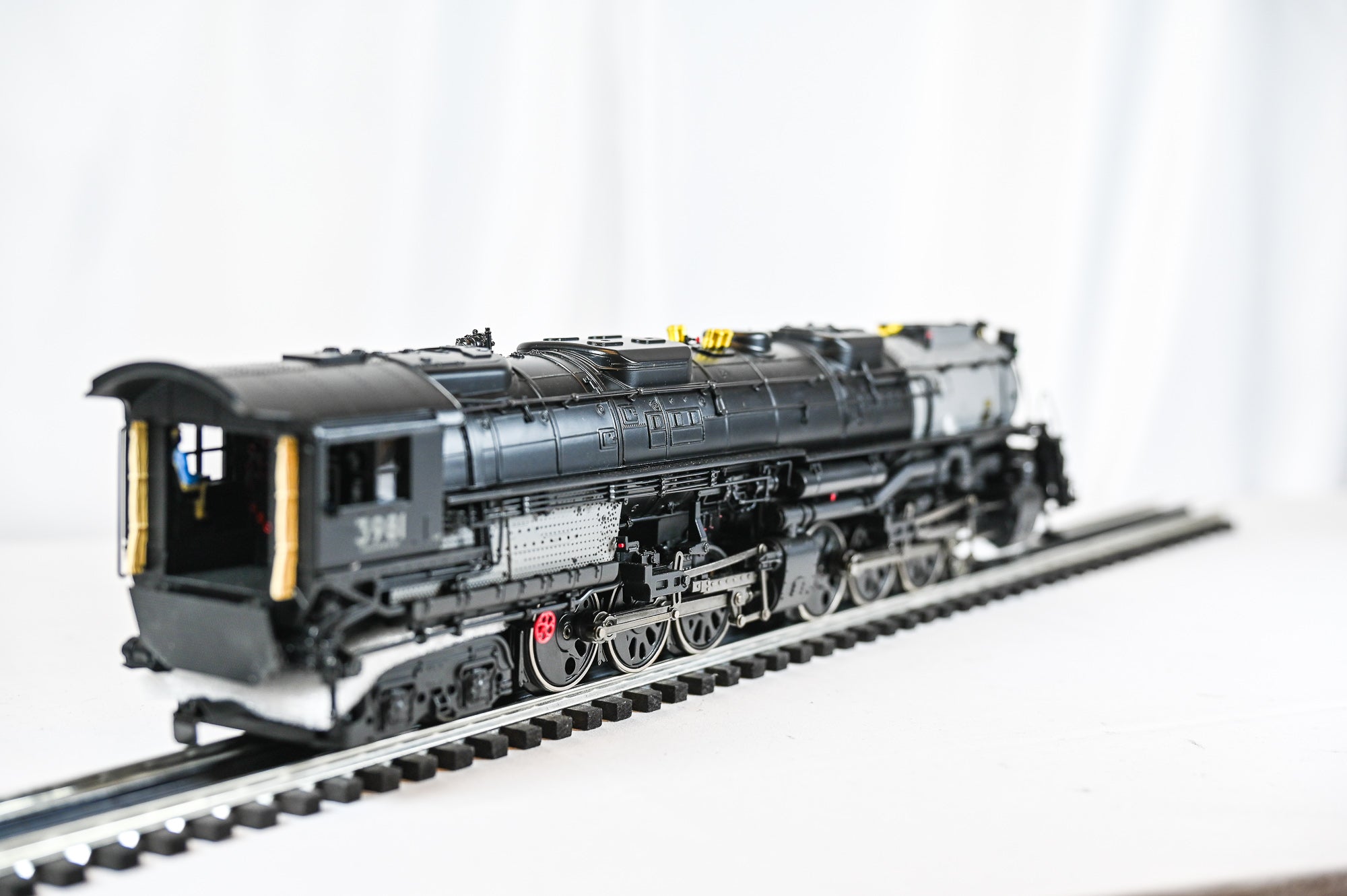 Lionel Union Pacific Challenger #3981 | Vision Line | O Scale