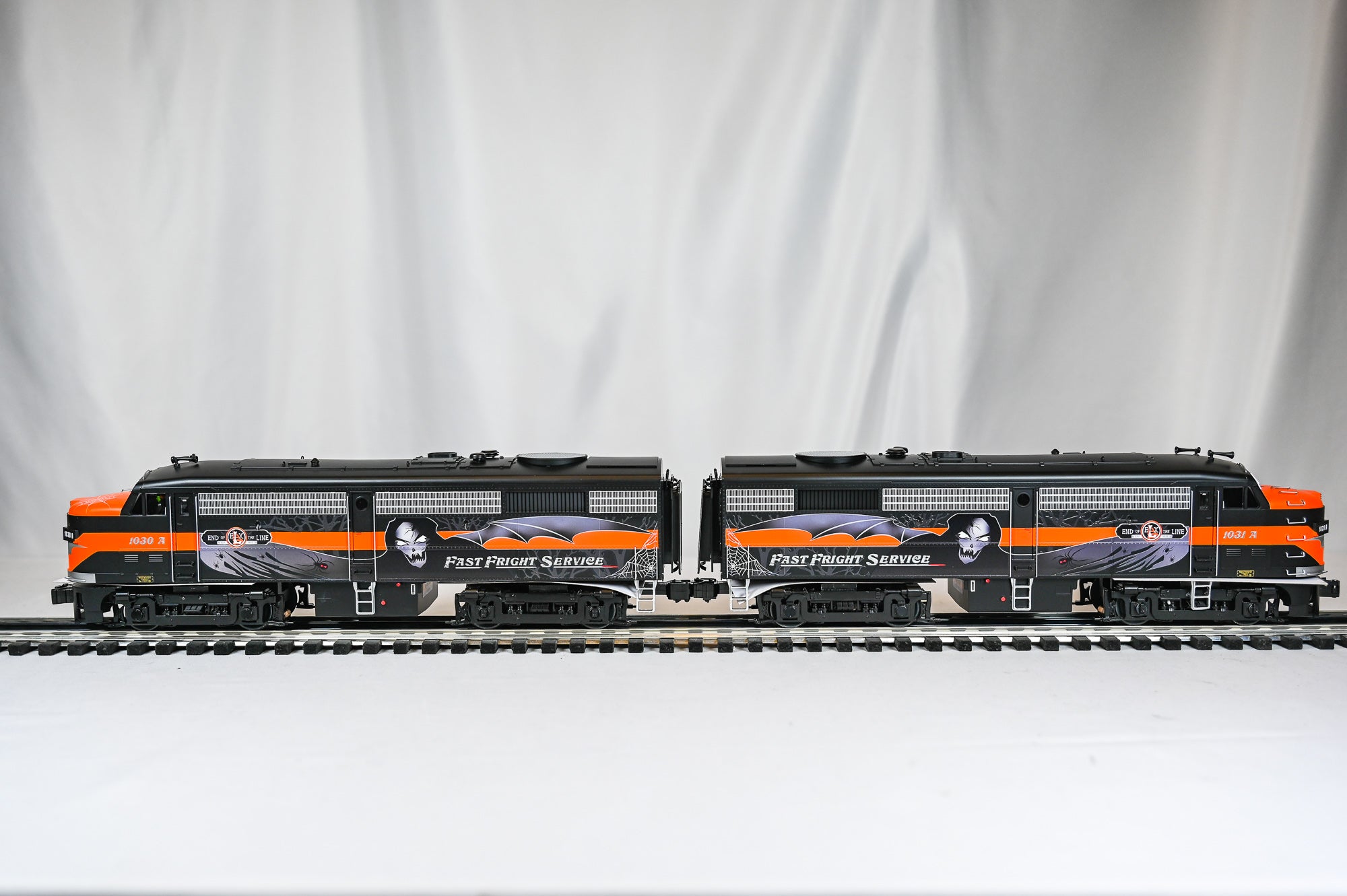 Lionel Halloween FA-2 AA Diesel Set w/ LEGACY & Bluetooth (2 Powered Units) | O Scale