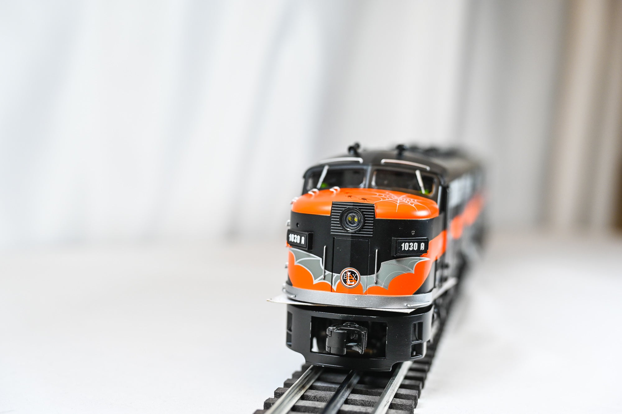 Lionel Halloween FA-2 AA Diesel Set w/ LEGACY & Bluetooth (2 Powered Units) | O Scale