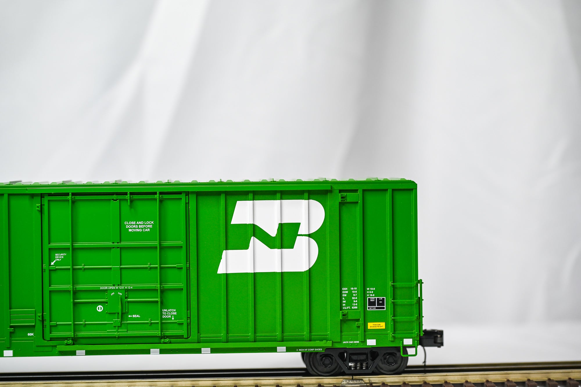 MTH Burlington Northern 50’ High Cube Boxcar #376887 | O Scale | 20-93203