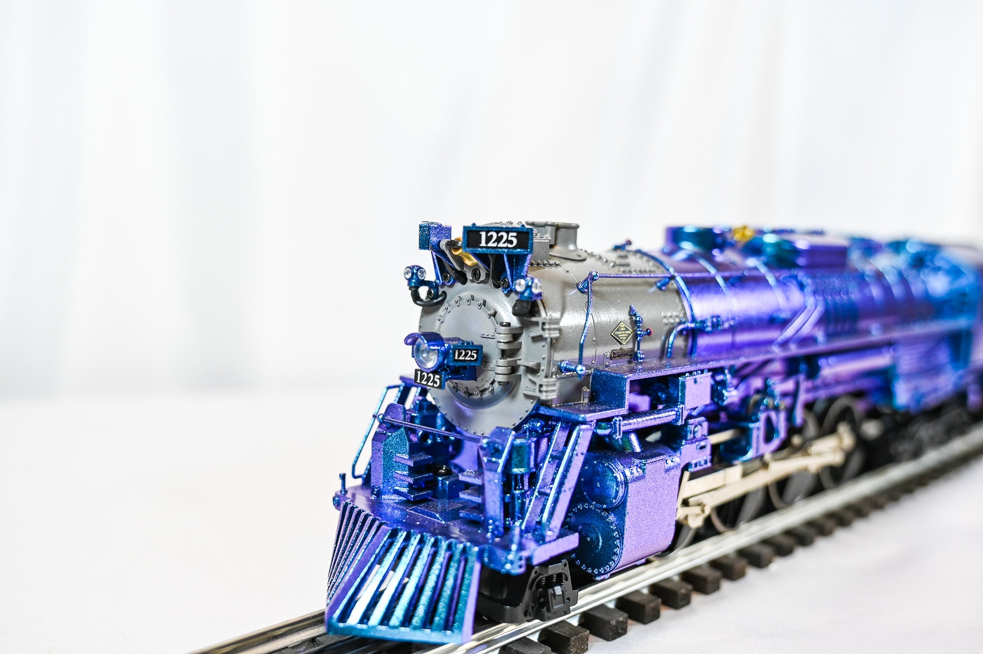 Lionel THE POLAR EXPRESS™ Berkshire #1225 Plasma-Coat Edition | LEGACY | O Scale