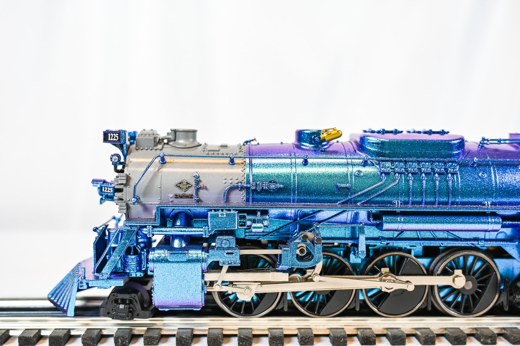 Lionel THE POLAR EXPRESS™ Berkshire #1225 Plasma-Coat Edition | LEGACY | O Scale