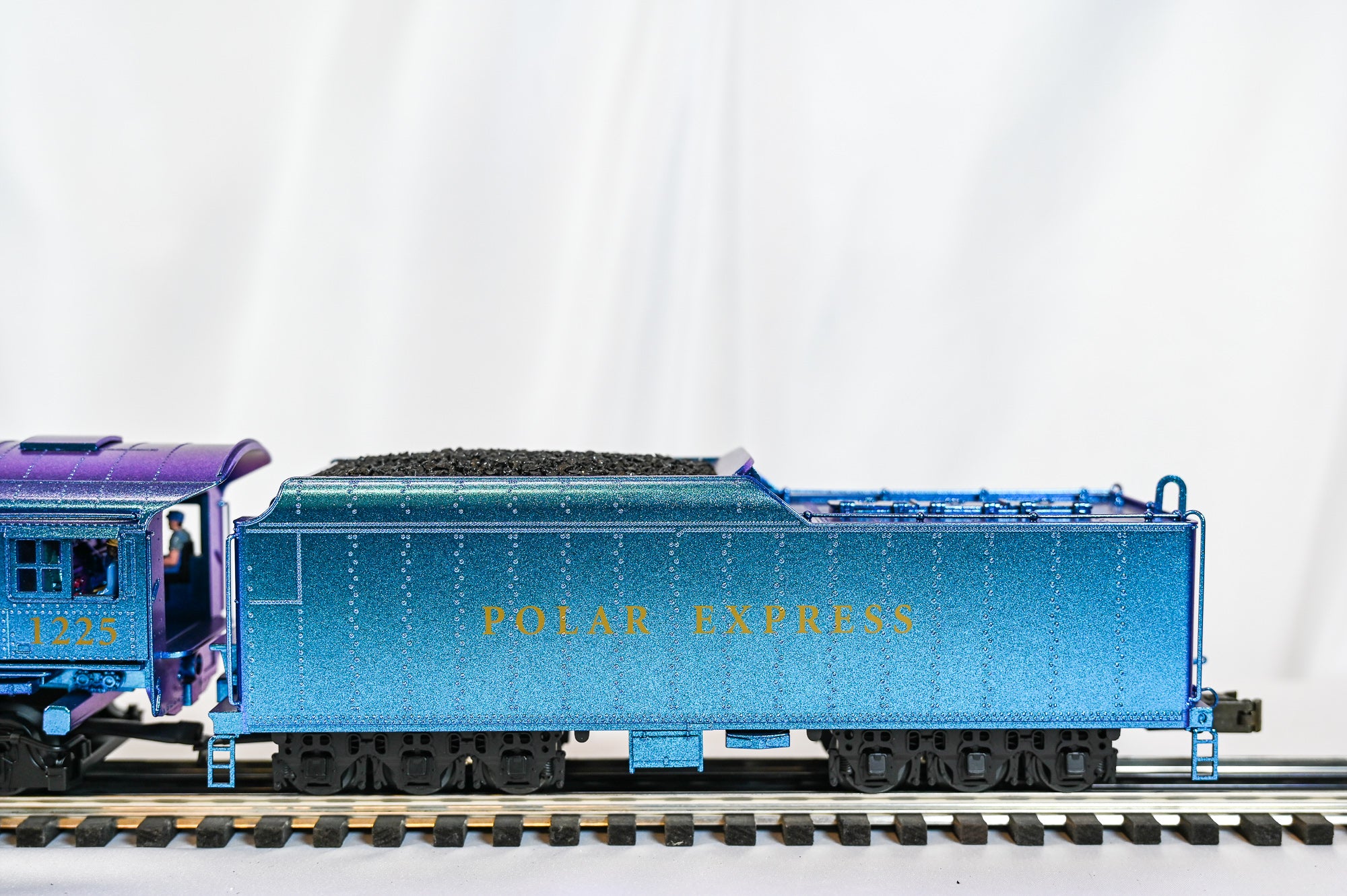 Lionel THE POLAR EXPRESS™ Berkshire #1225 Plasma-Coat Edition | LEGACY | O Scale