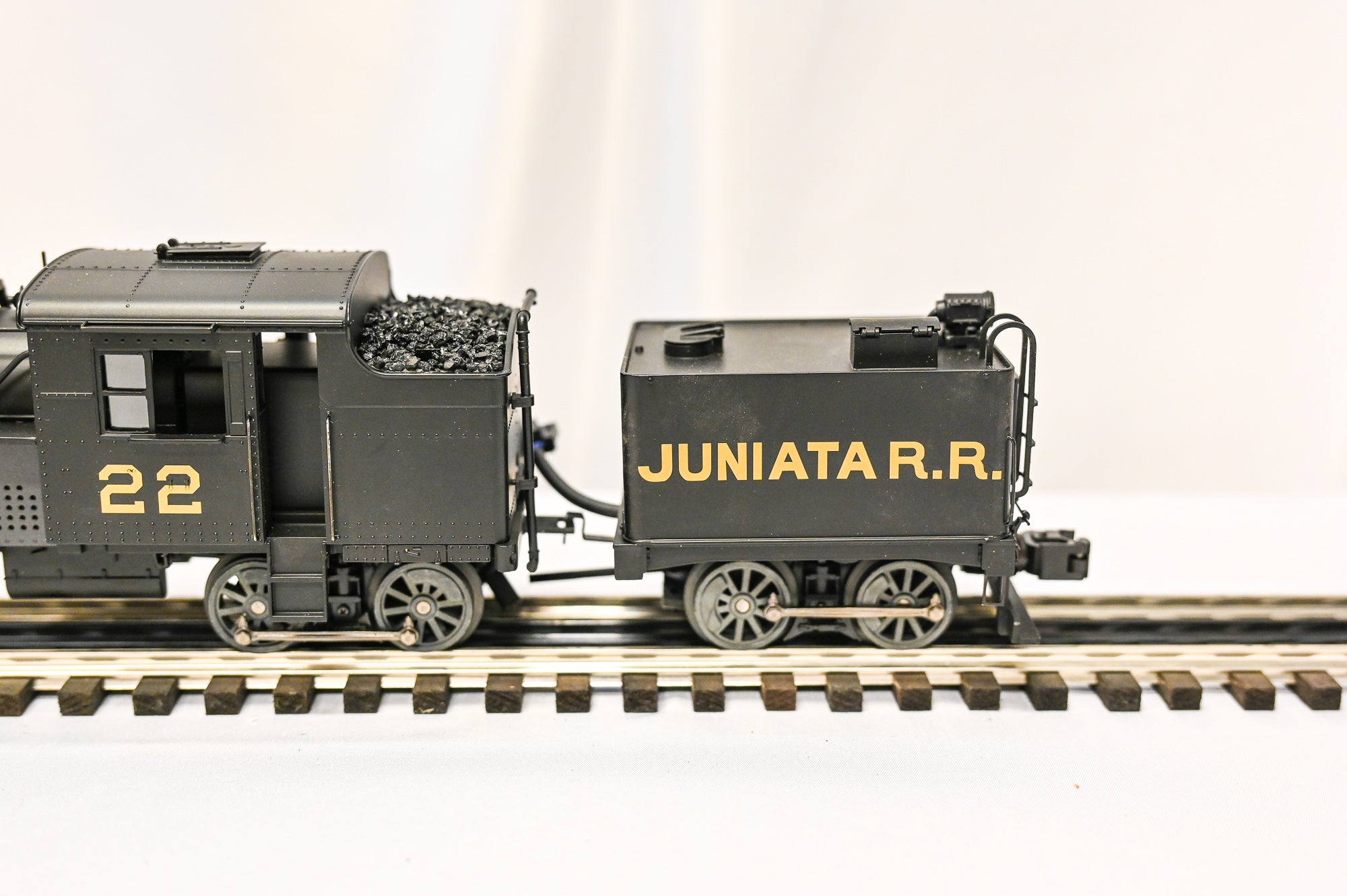 Lionel Juniata Railroad Heisler #22 | LEGACY | O Scale