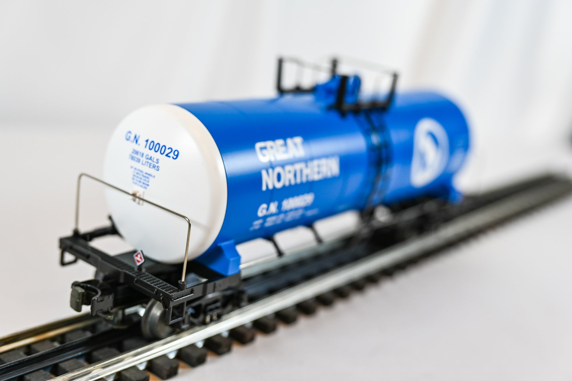 MTH Great Northern Tank Car | Premier | O Scale