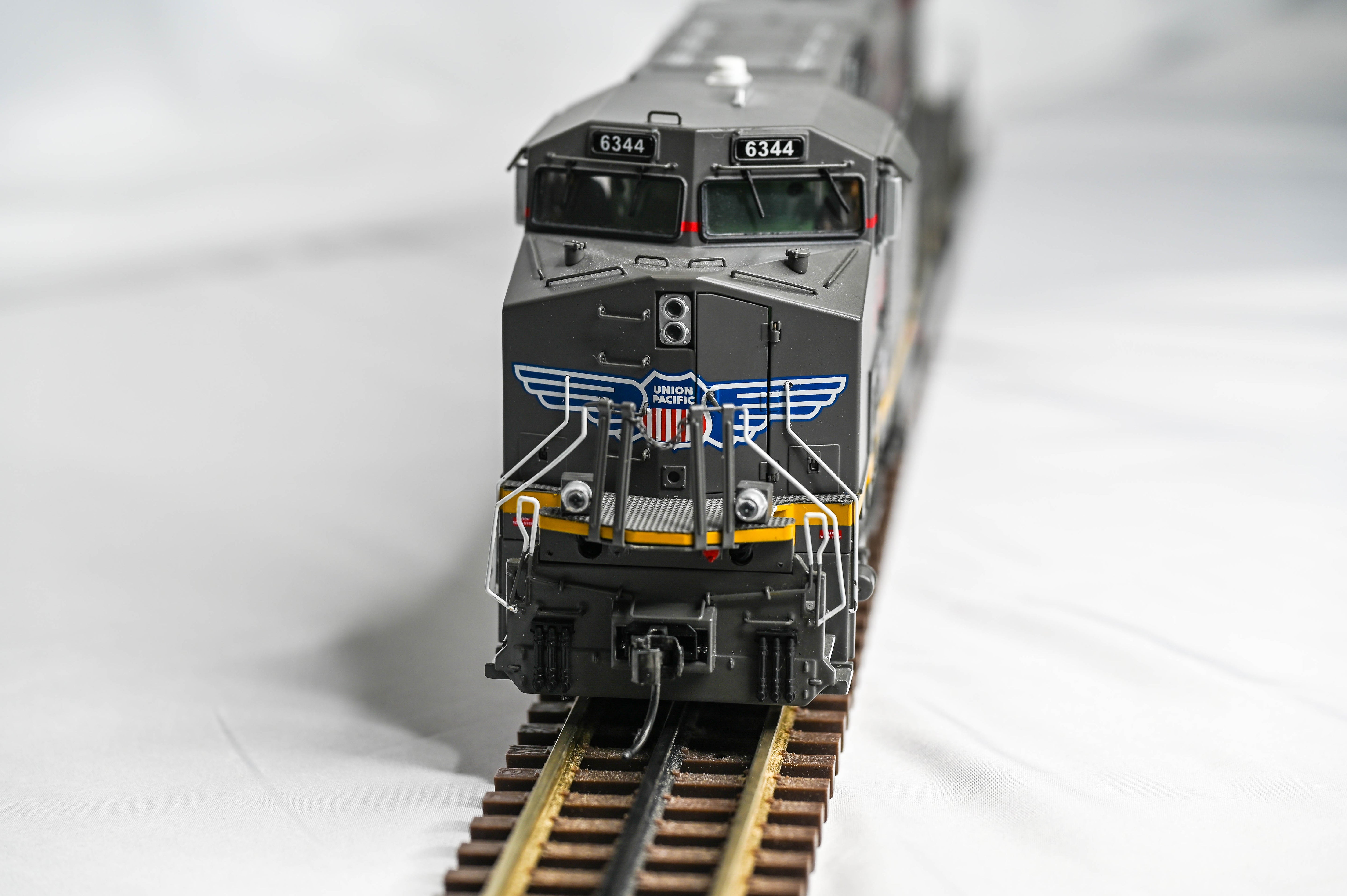 MTH Premier AC4400CW Union Pacific #6344 | 2 Rail | Proto-Sound 2.0 | O Scale
