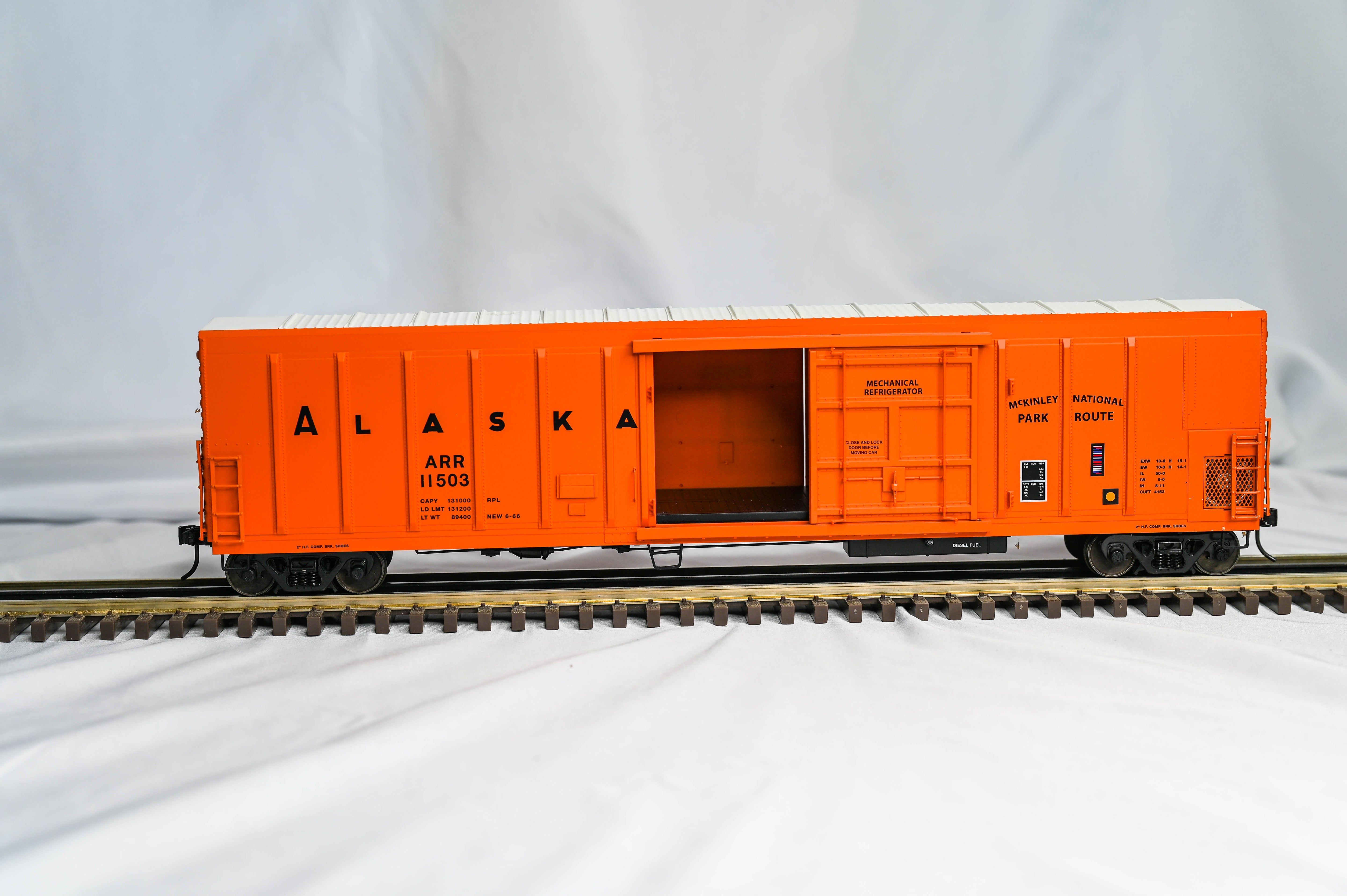 Lionel Alaska 57' Mechanical Refrigerator Car 3 - Pack 11503, 11505, 11511 | 2 Rail | O Scale