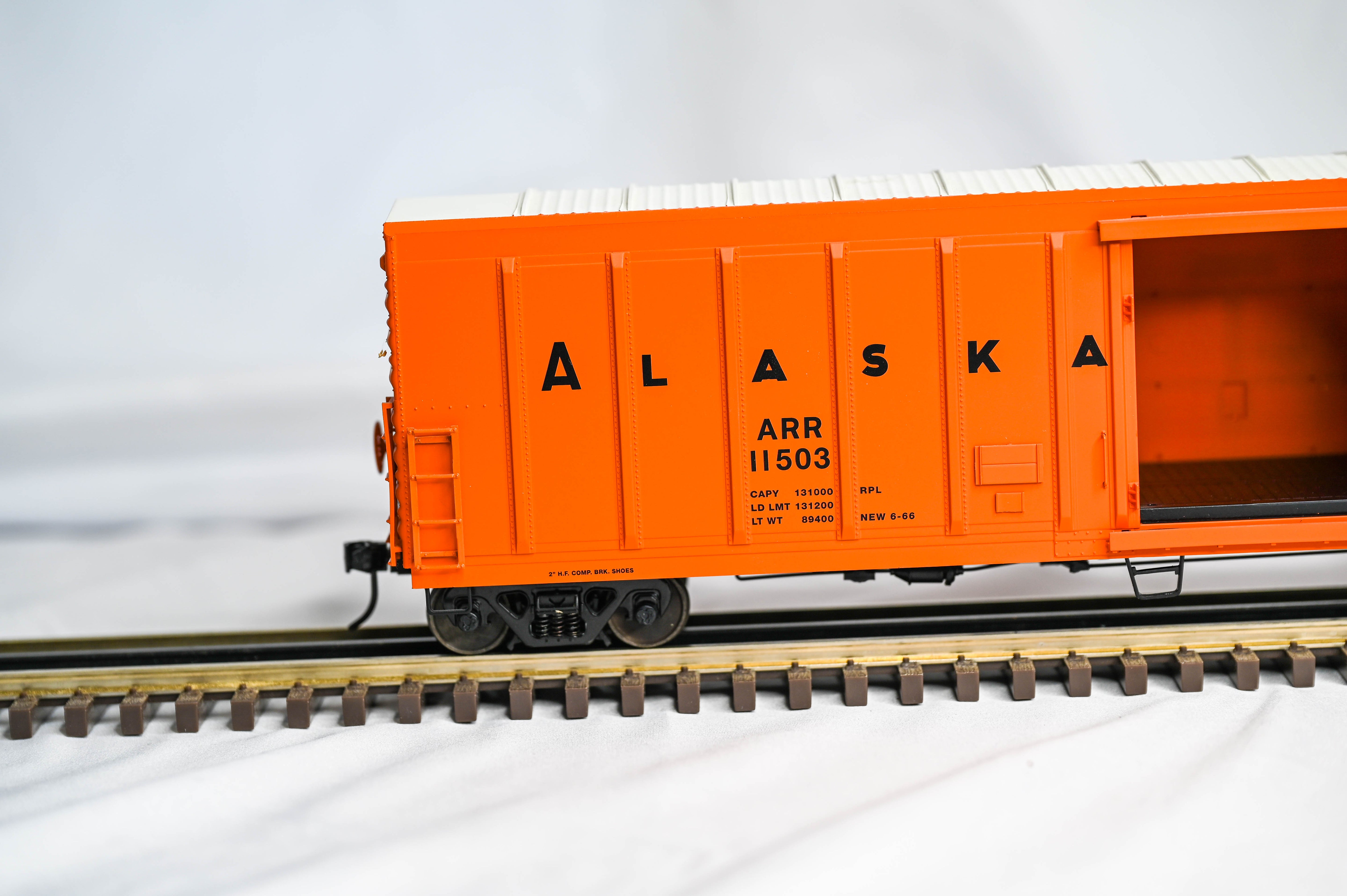 Lionel Alaska 57' Mechanical Refrigerator Car 3 - Pack 11503, 11505, 11511 | 2 Rail | O Scale