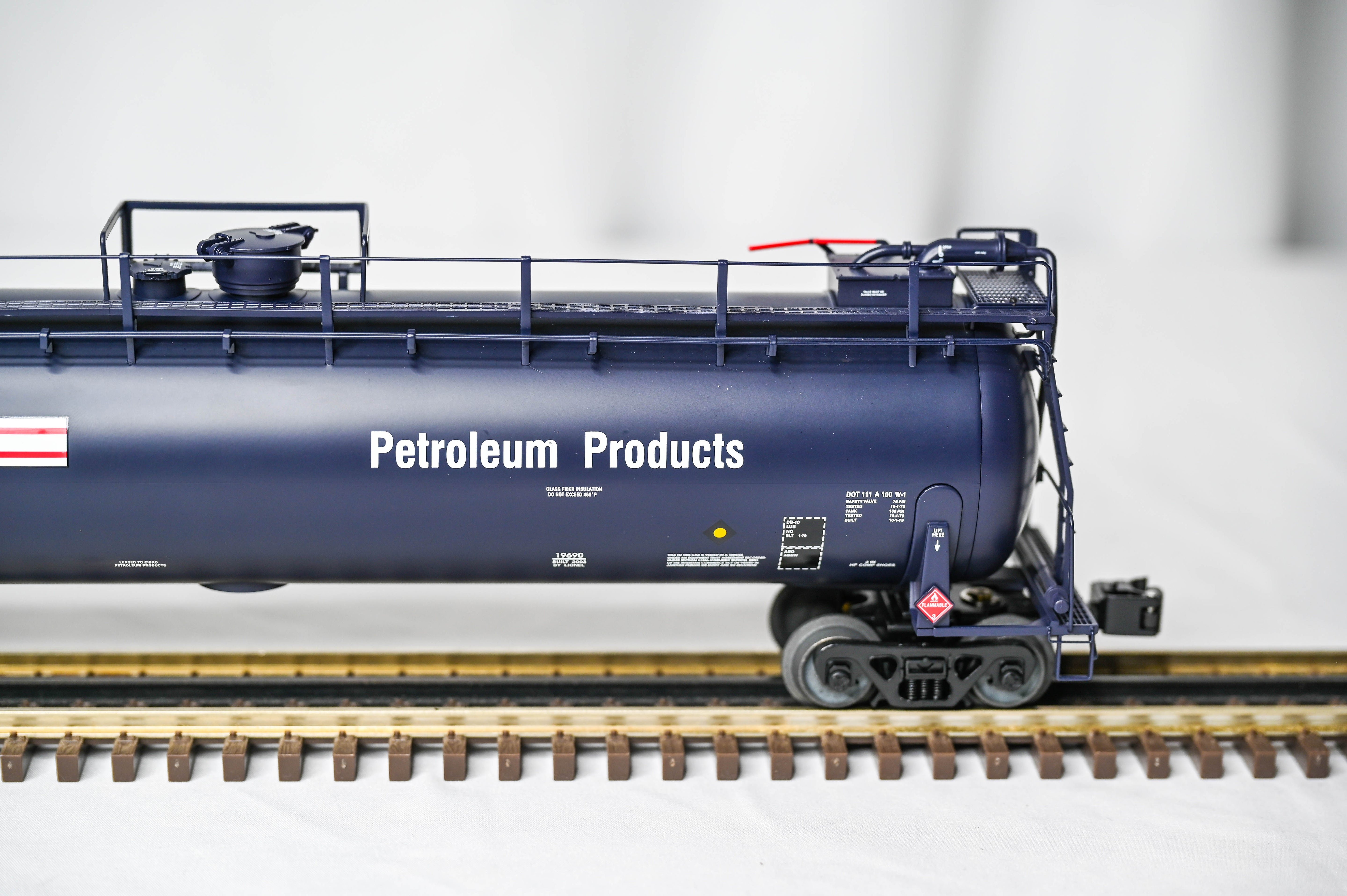 Lionel CIBRO Tank Train 3-Pack | A Car, Intermediate Car & B Car | O Gauge | 6-19689
