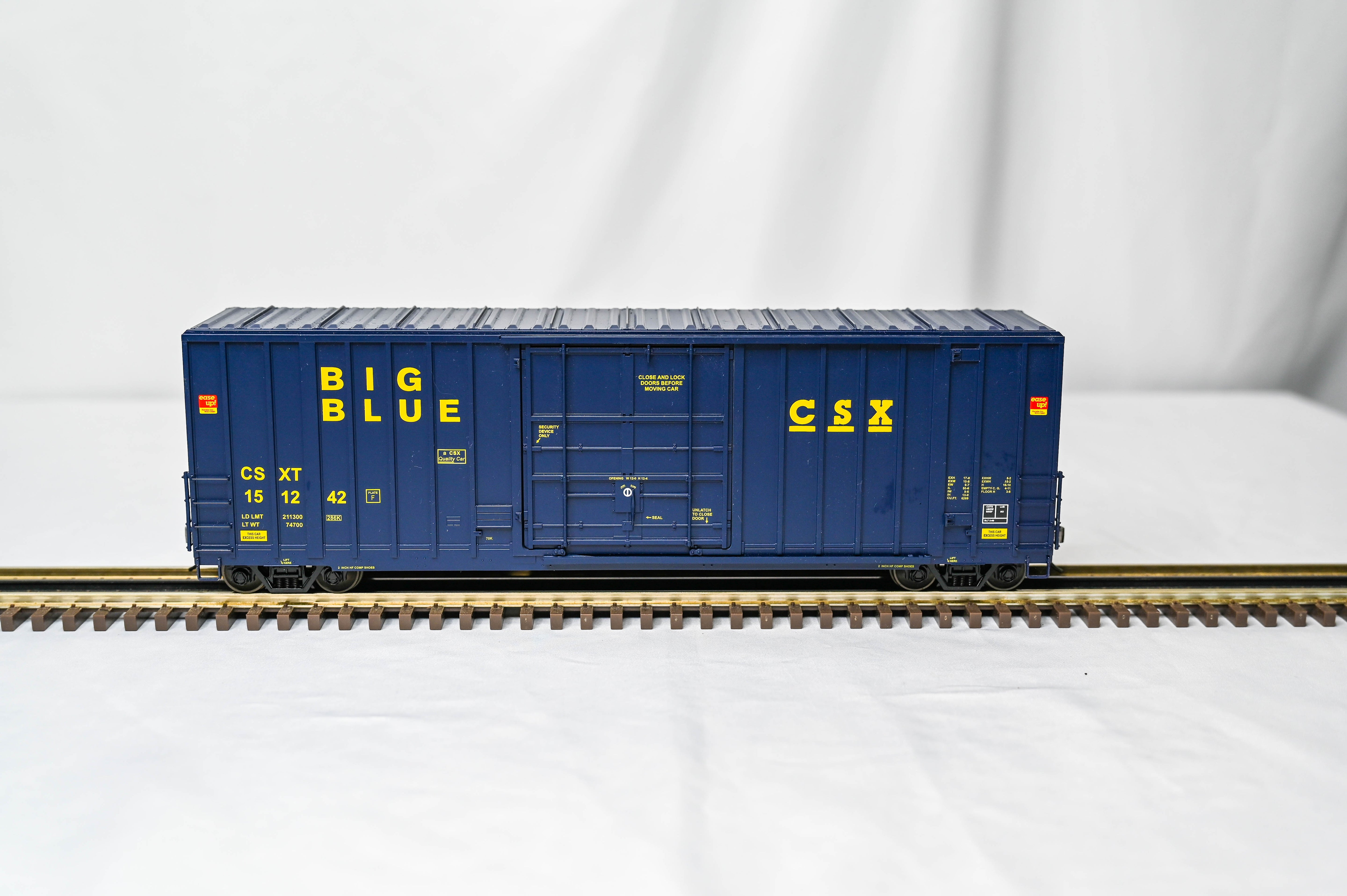 MTH Premier CSX 50' High Cube Box Car #151242 | O Scale | 20-93415