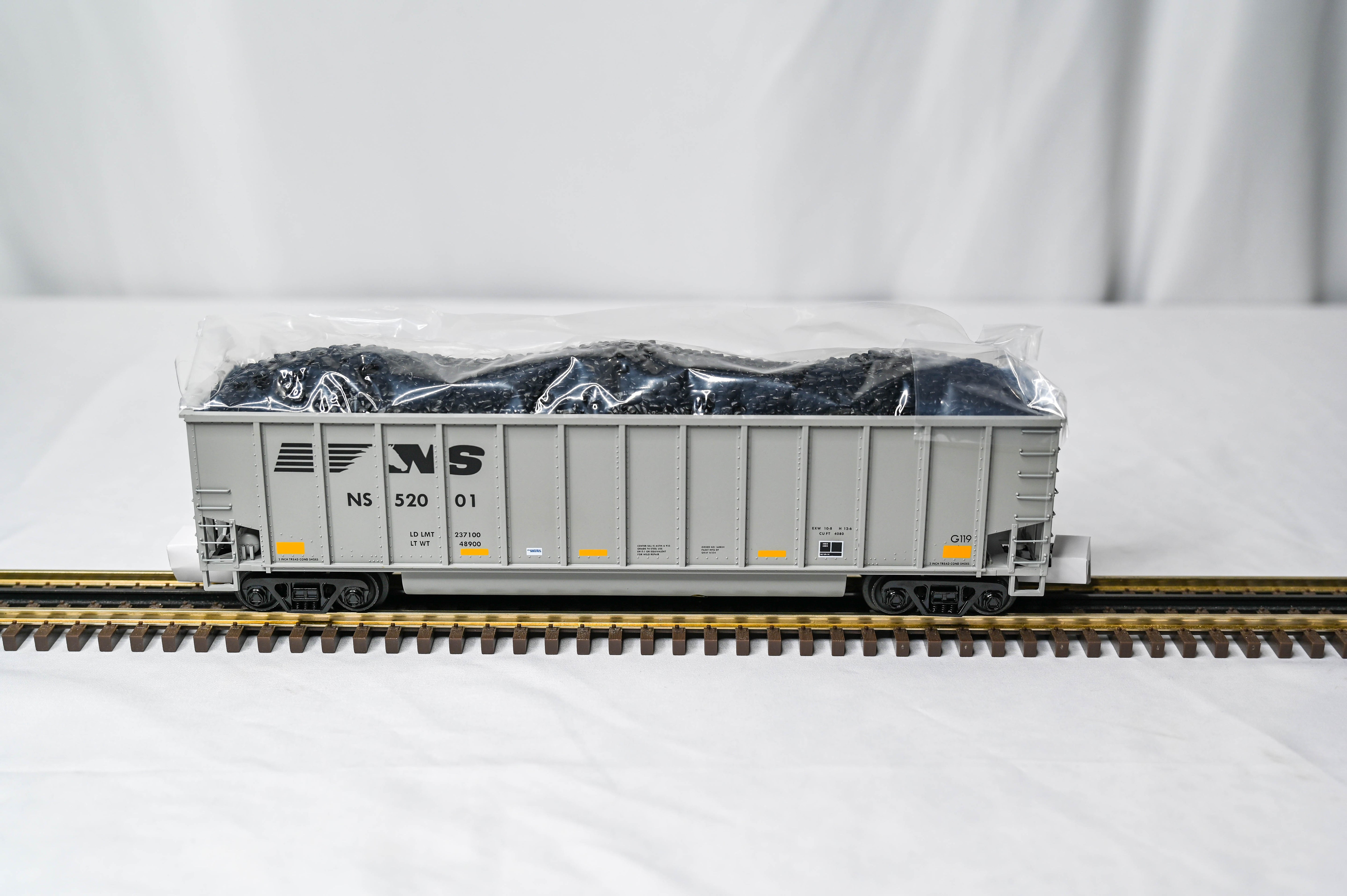 Atlas O Premier Norfolk Southern (Horsehead) Coalporter #52001 | 3-Rail | O Scale | 3003071-1