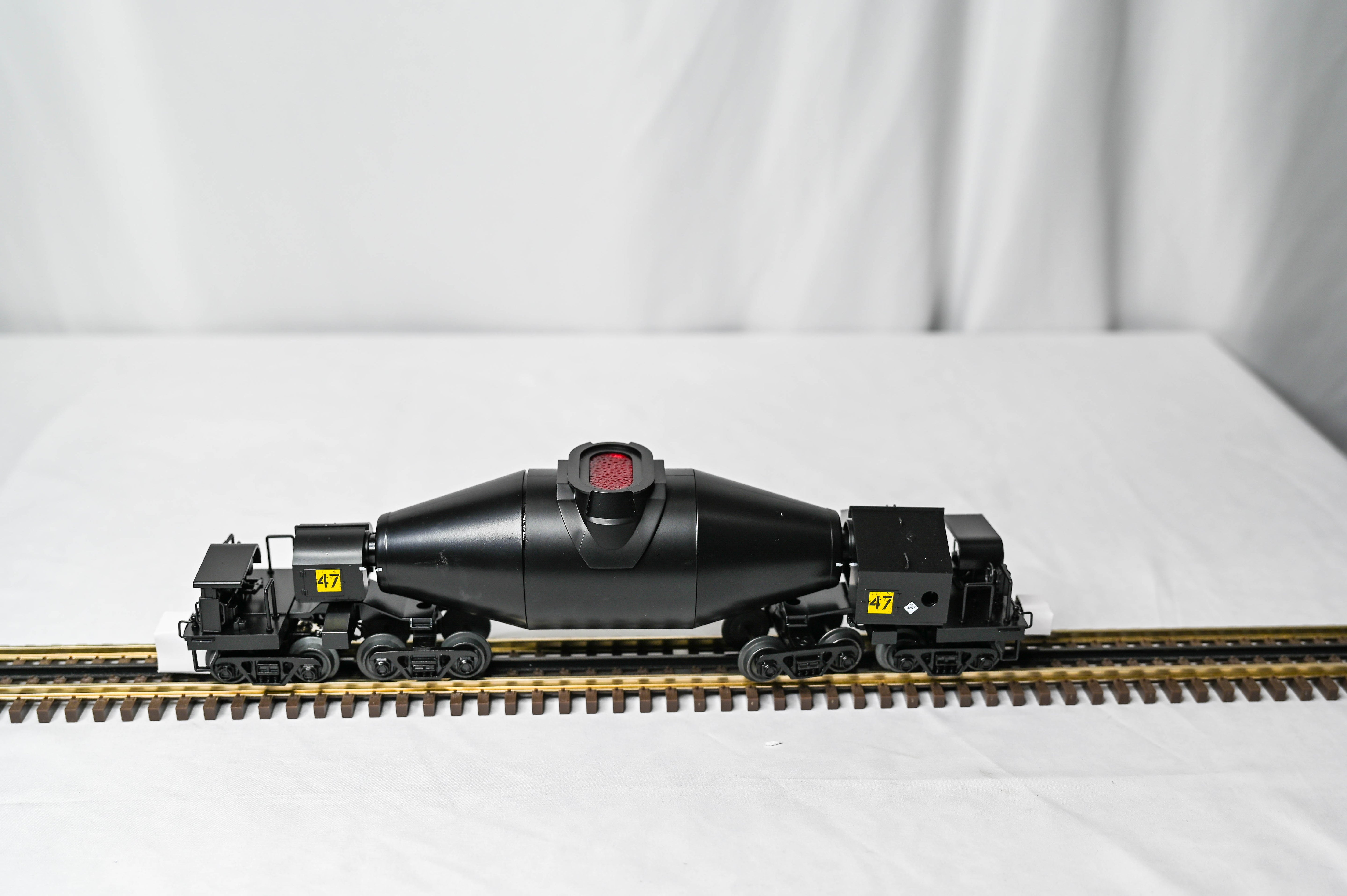 Atlas O Premier Hot Metal Car w/Flickering Molten Load | 3-Rail | O Scale
