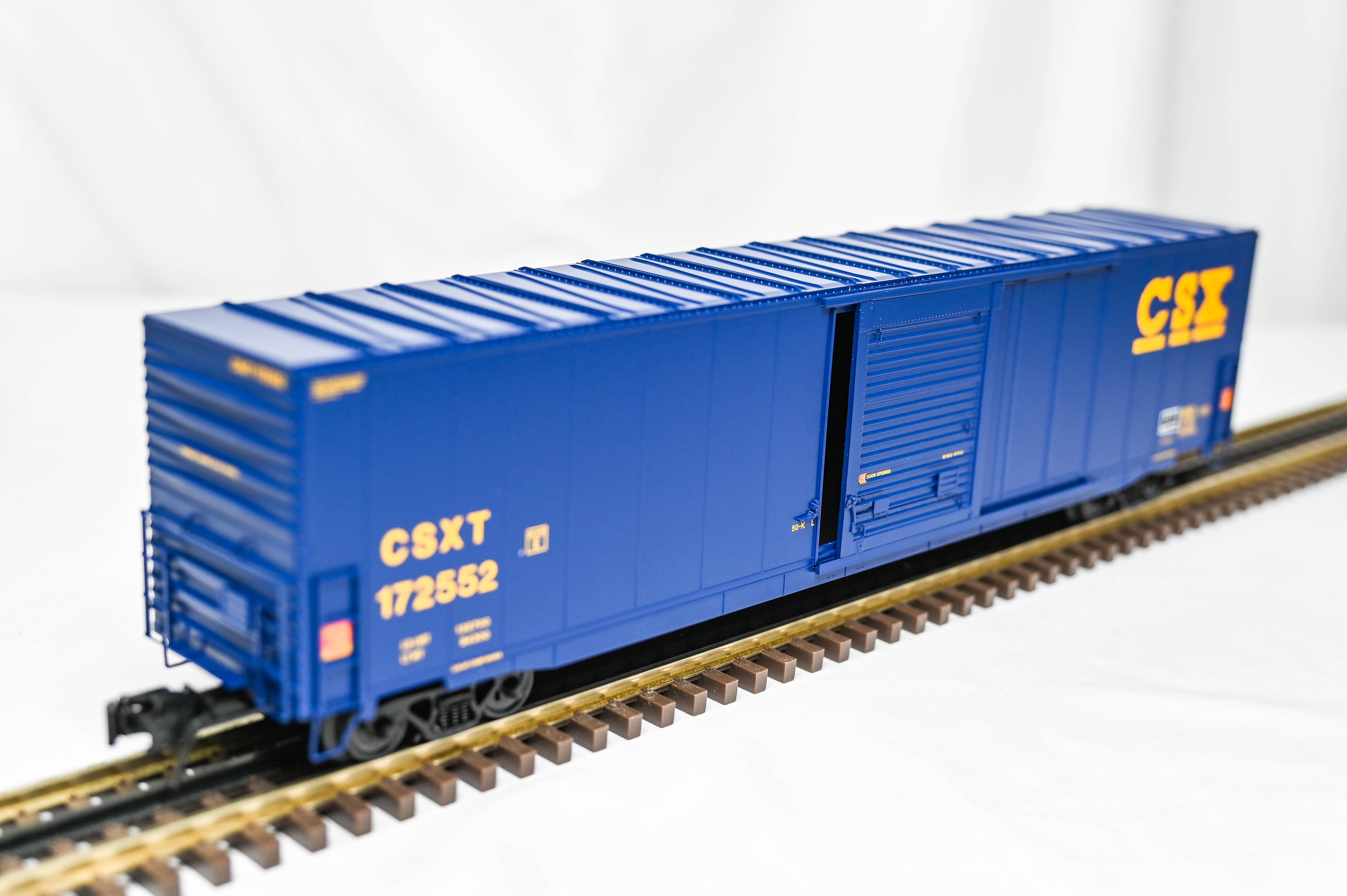 Atlas O Master CSX ACF 60' Single Door Auto Parts Box Car | 3-Rail | O Scale