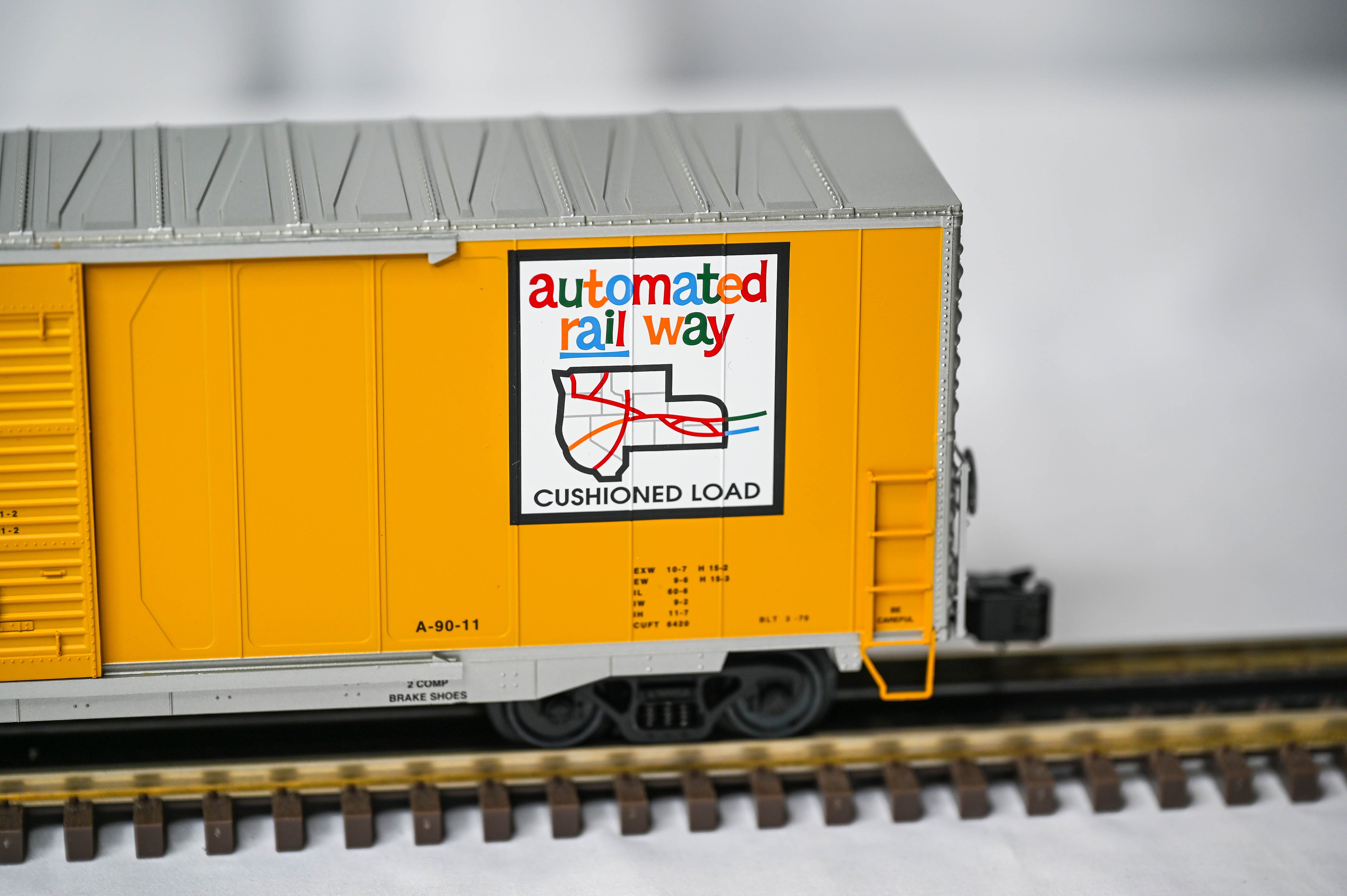 Atlas O Master UP (Automated Railway) ACF 60' Double Door Auto Parts Box Car #960565 | 3-Rail | O Scale | 3005931-1