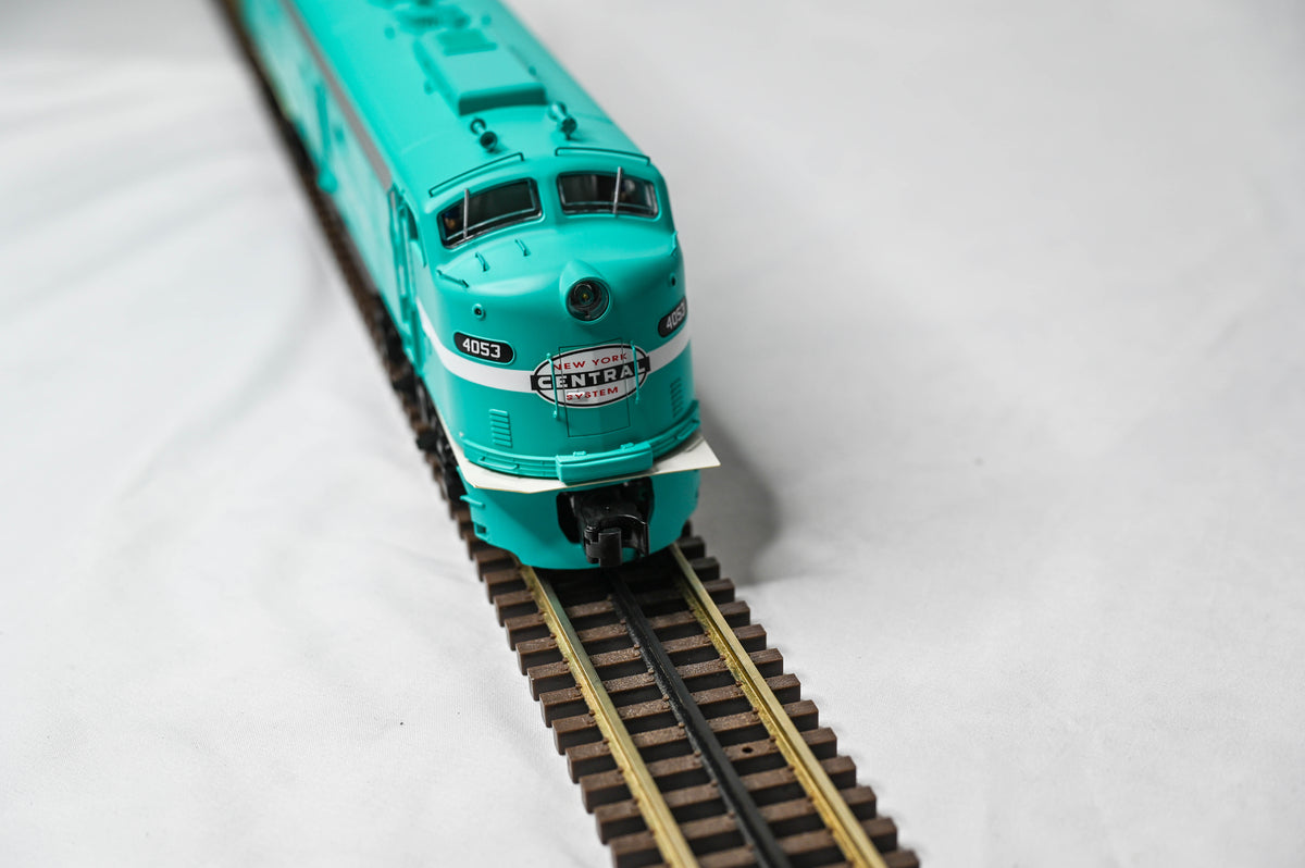 Lionel New York Central LEGACY E8 AA #4053-4083 | O Gauge | 2333340