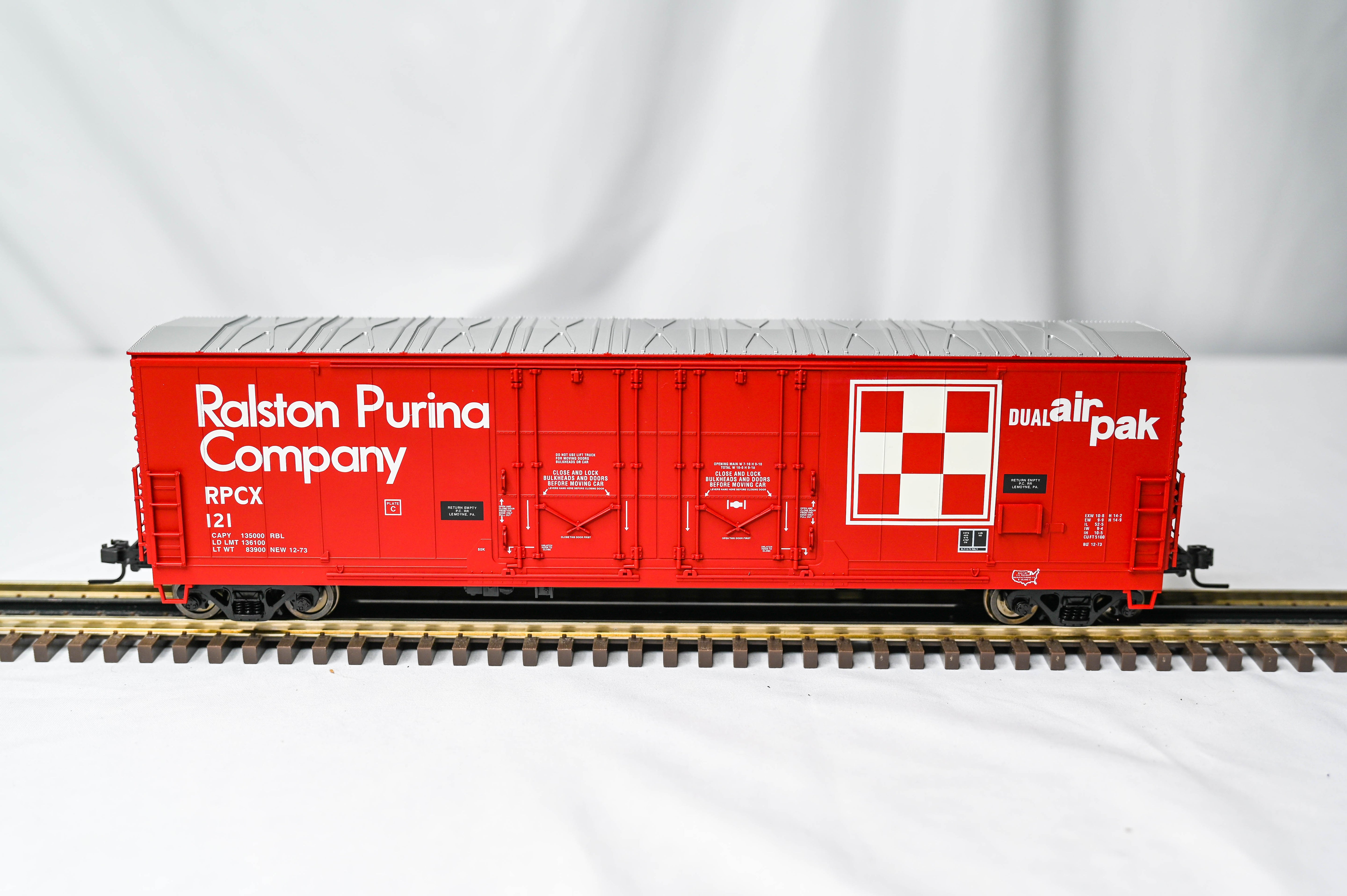 Atlas O Big O Ralston Purina Evans 53' Double-Plug Door Box Car | 2-Rail | O Scale | 6504-2
