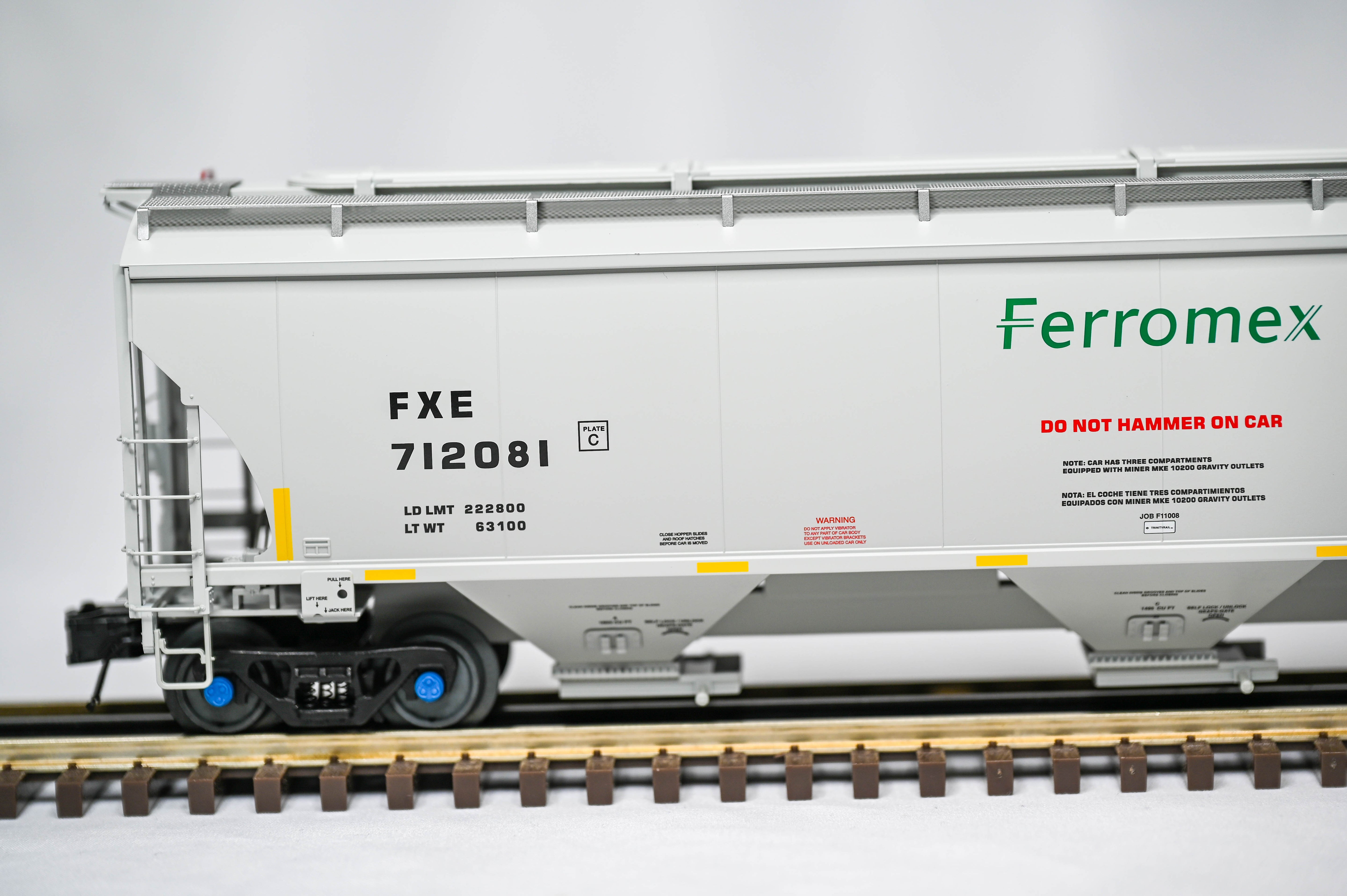 Atlas O Master Ferromex Trinity 5161 Covered Hopper | 3-Rail | O Scale