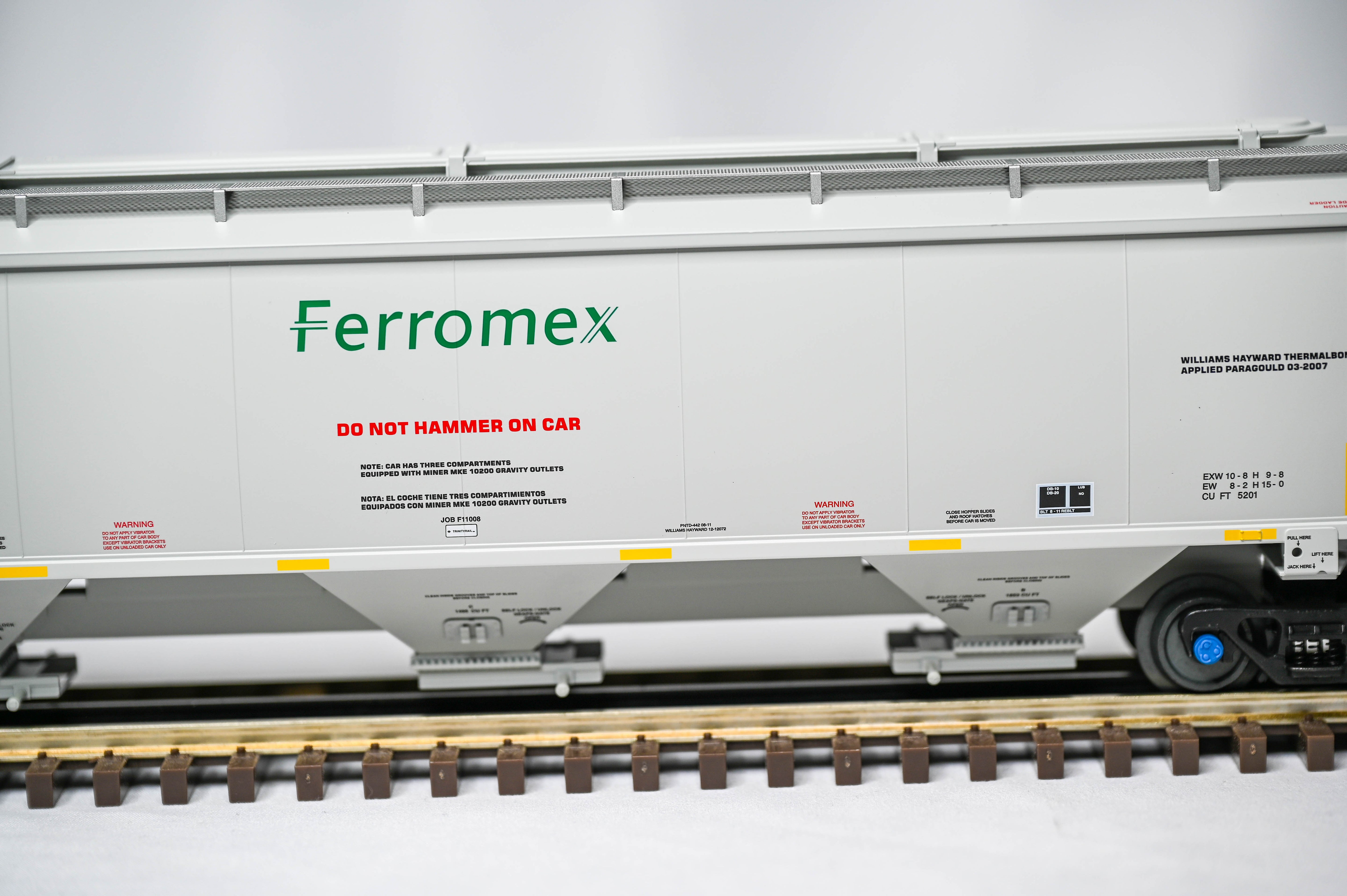 Atlas O Master Ferromex Trinity 5161 Covered Hopper | 3-Rail | O Scale