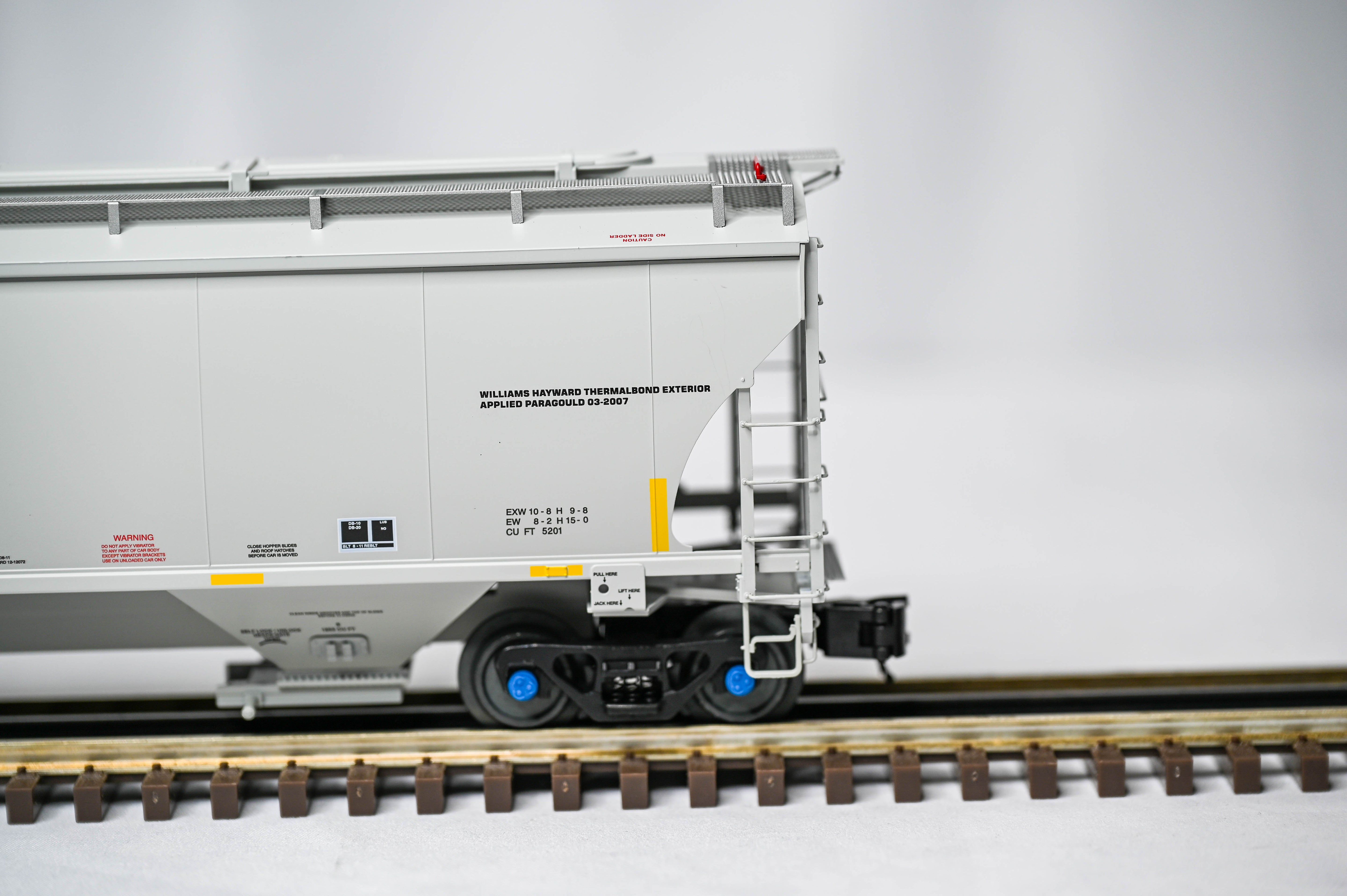 Atlas O Master Ferromex Trinity 5161 Covered Hopper | 3-Rail | O Scale