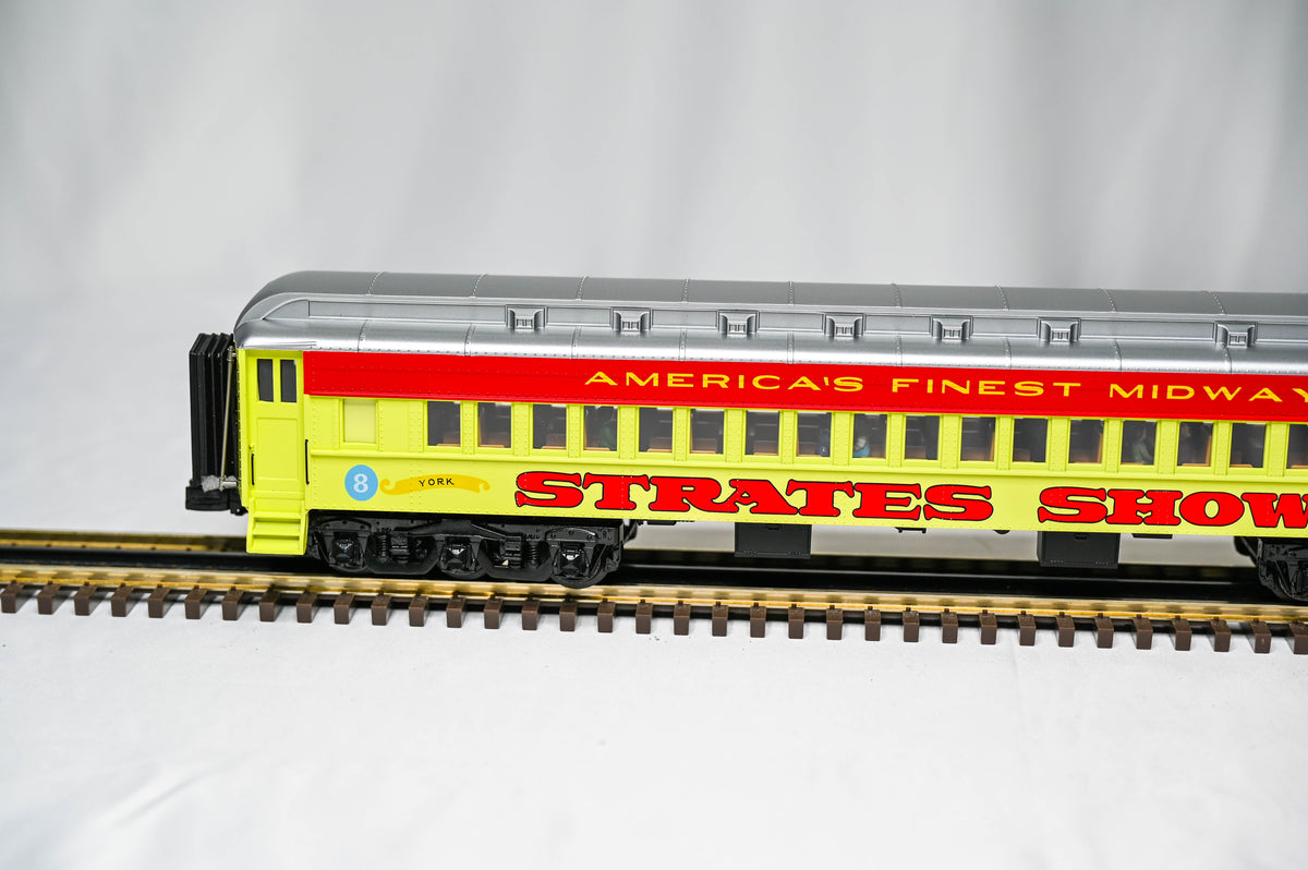 Atlas 3001772B Strates Shows Red Train Madison Heavyweight 2-Car Set | O 3-Rail