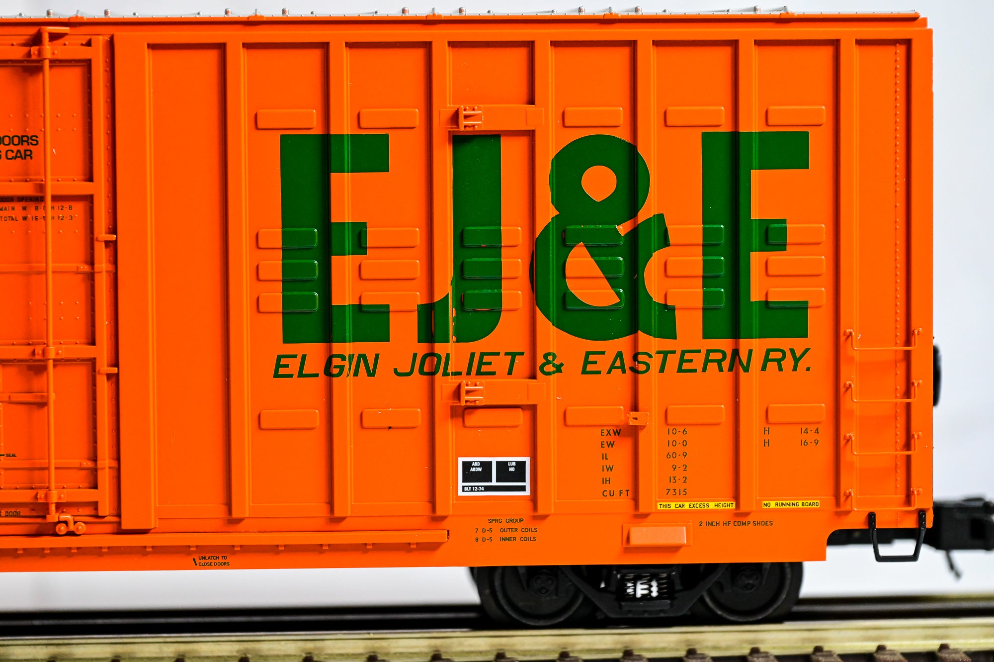 Atlas Elgin Joliet & Eastern Berwick 60’ Hy-Cube Box Car #95020 | Premier | O Scale
