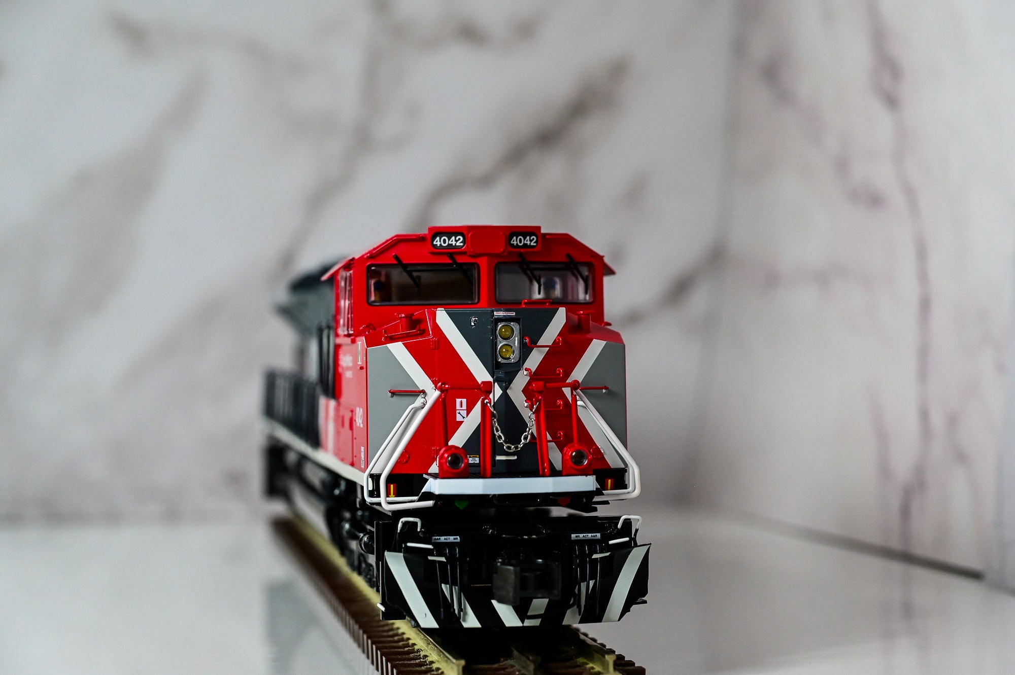 Lionel Ferromex SD70ACe Diesel Locomotive #4042 | LEGACY | O Scale