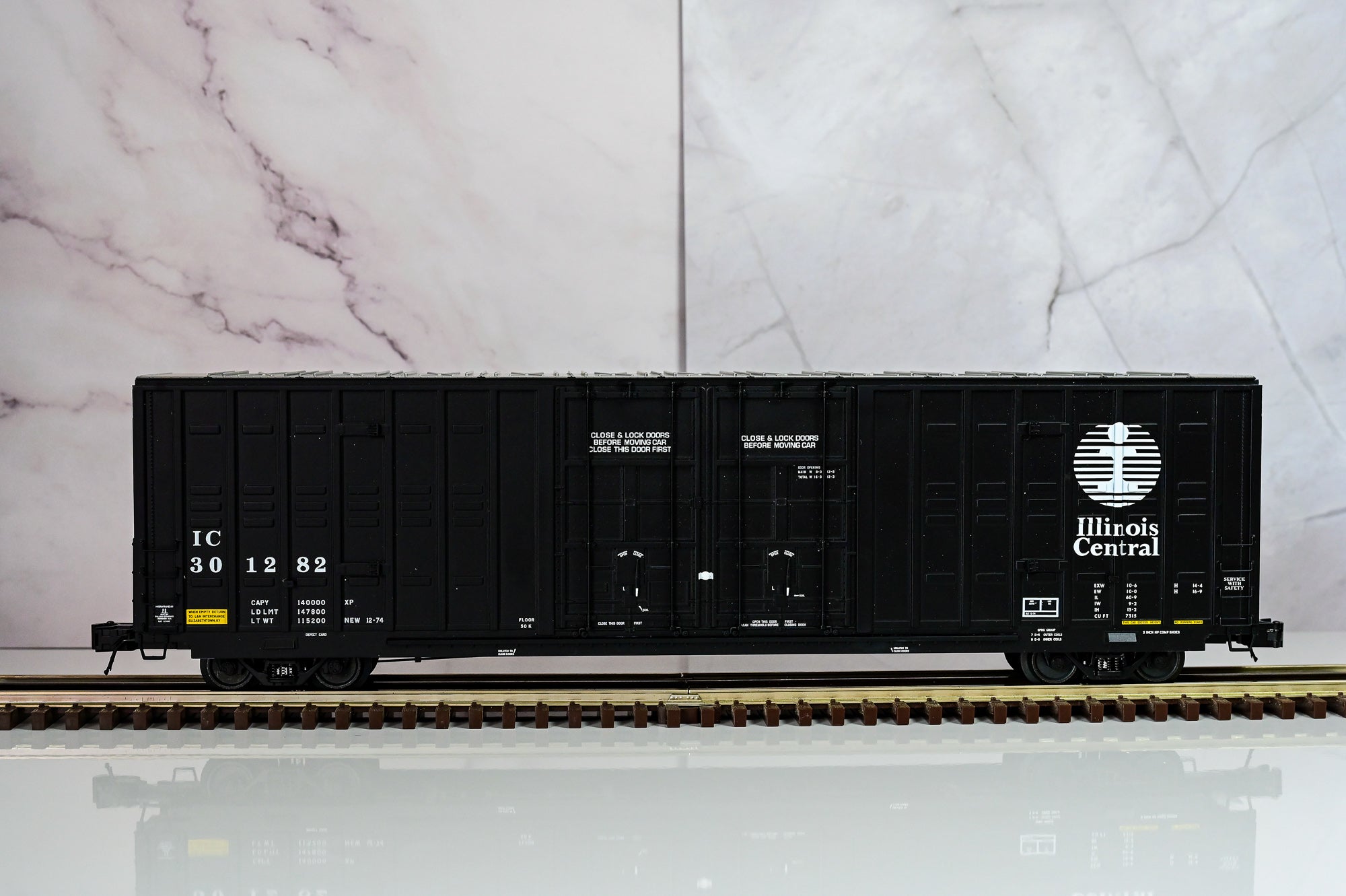 Atlas Illinois Central (Black) Berwick 60’ Hy-Cube Box Car #301282 | Premier | O Scale
