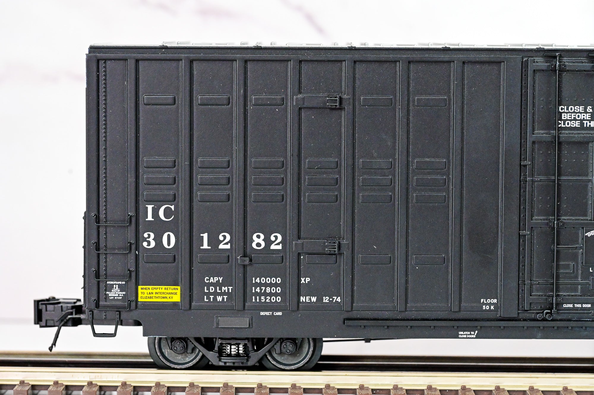Atlas Illinois Central (Black) Berwick 60’ Hy-Cube Box Car #301282 | Premier | O Scale